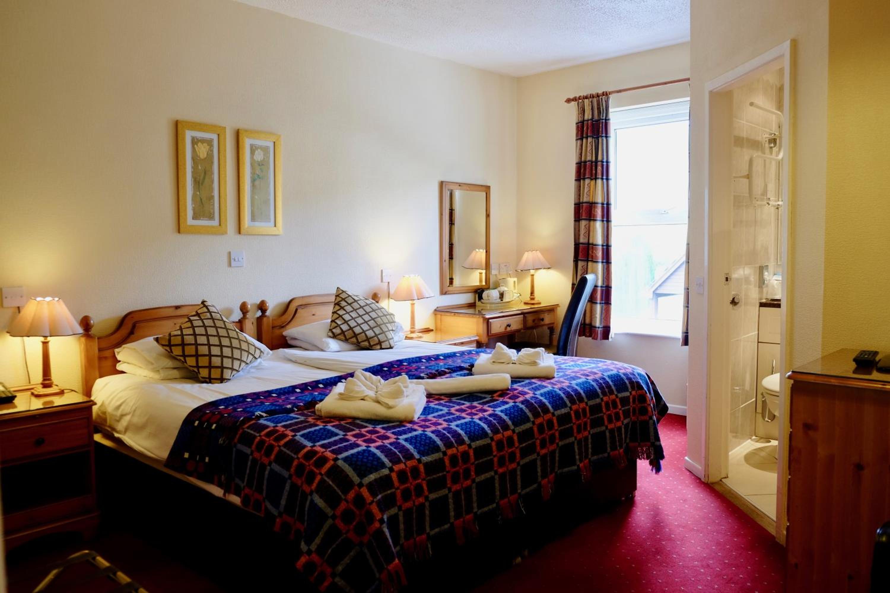 Twin Room with Mountain View photo 2