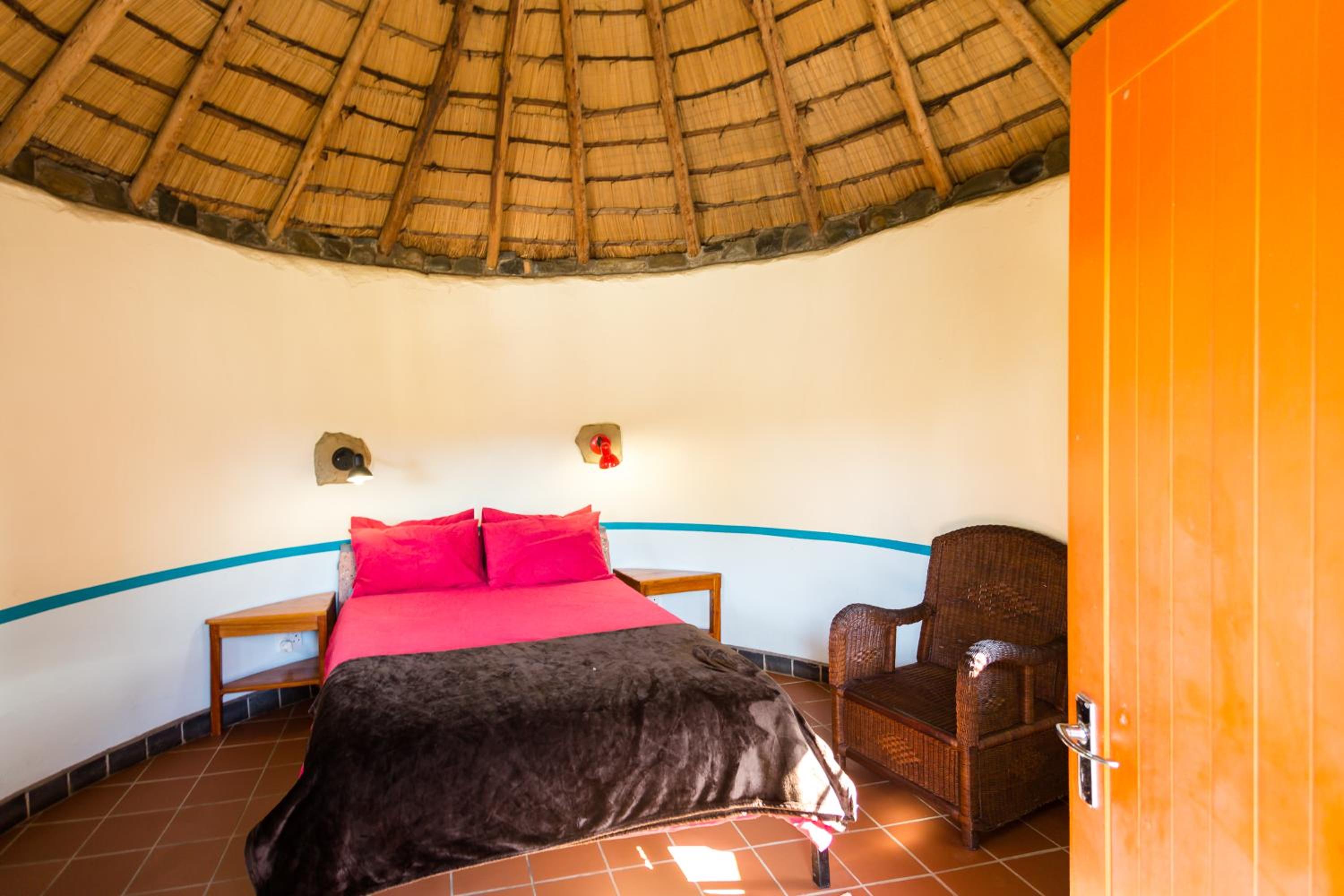 Double Room with Shared Bathroom photo 1