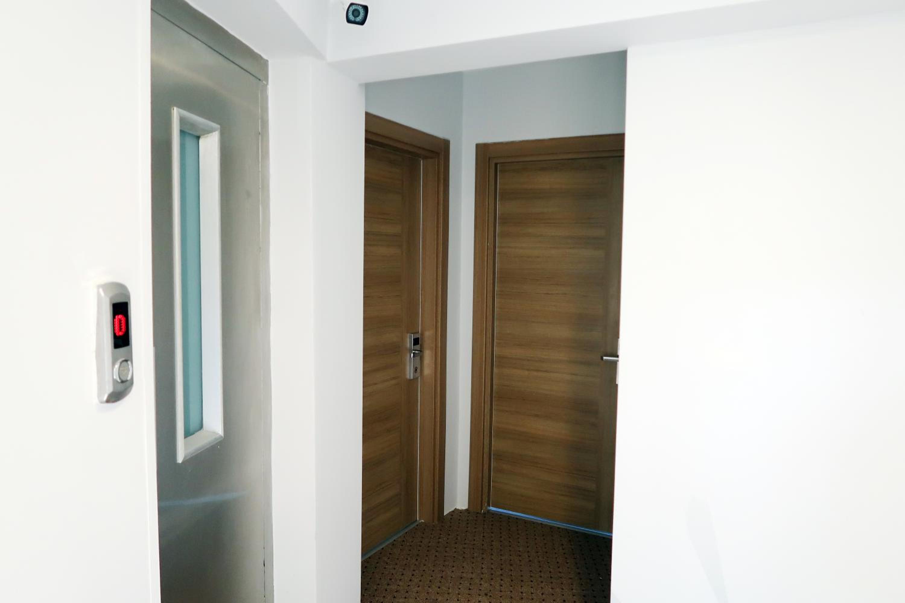 Large Double Room photo 1