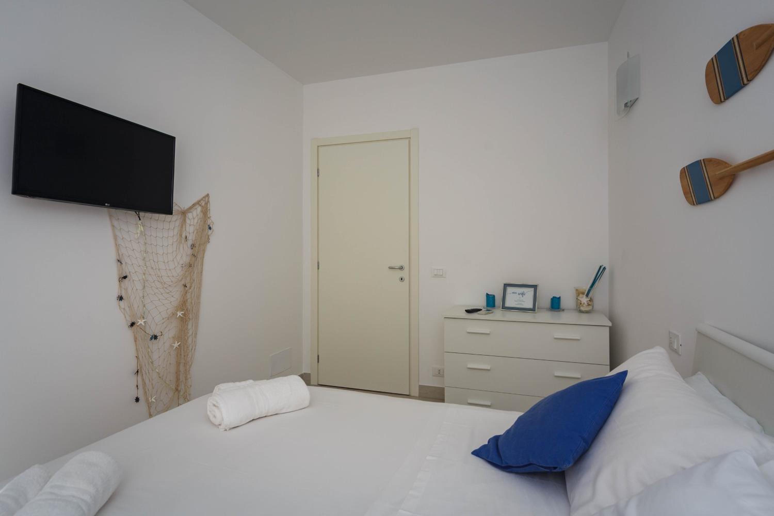 One-Bedroom Apartment photo 3