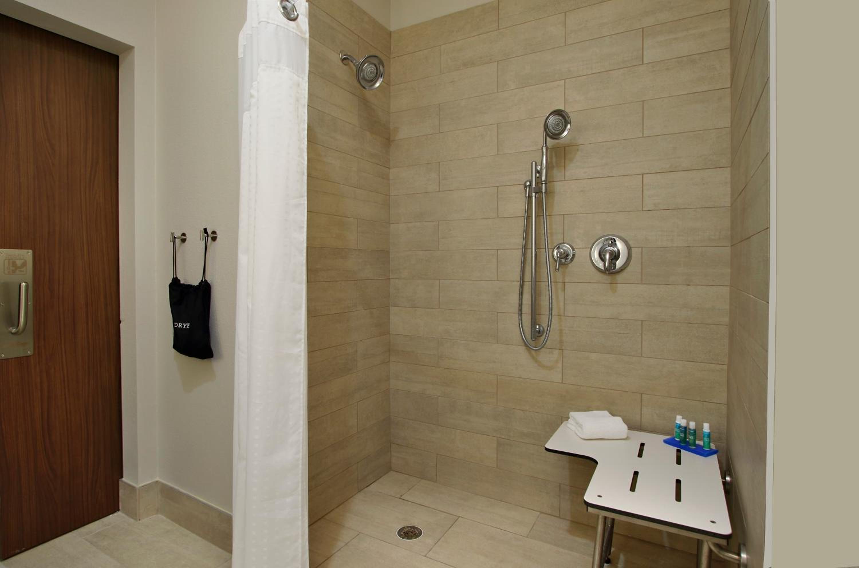 Standard King Room with Roll-In Shower - Mobility Access