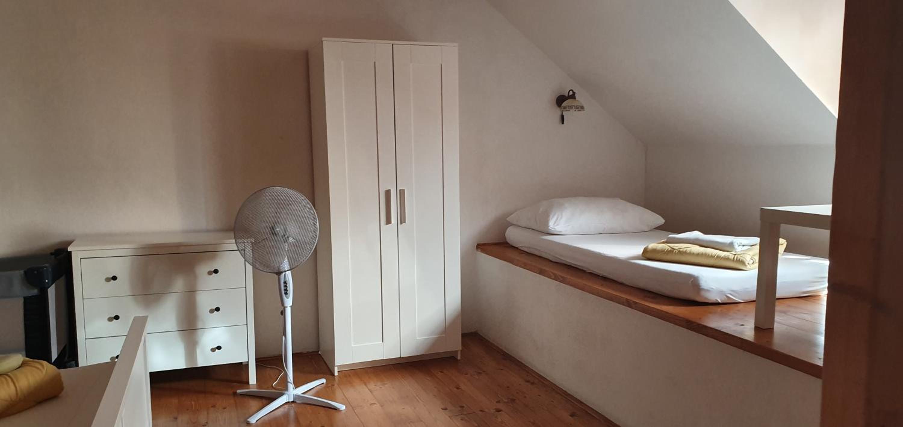 Studio Apartment with One Double Bed photo 1