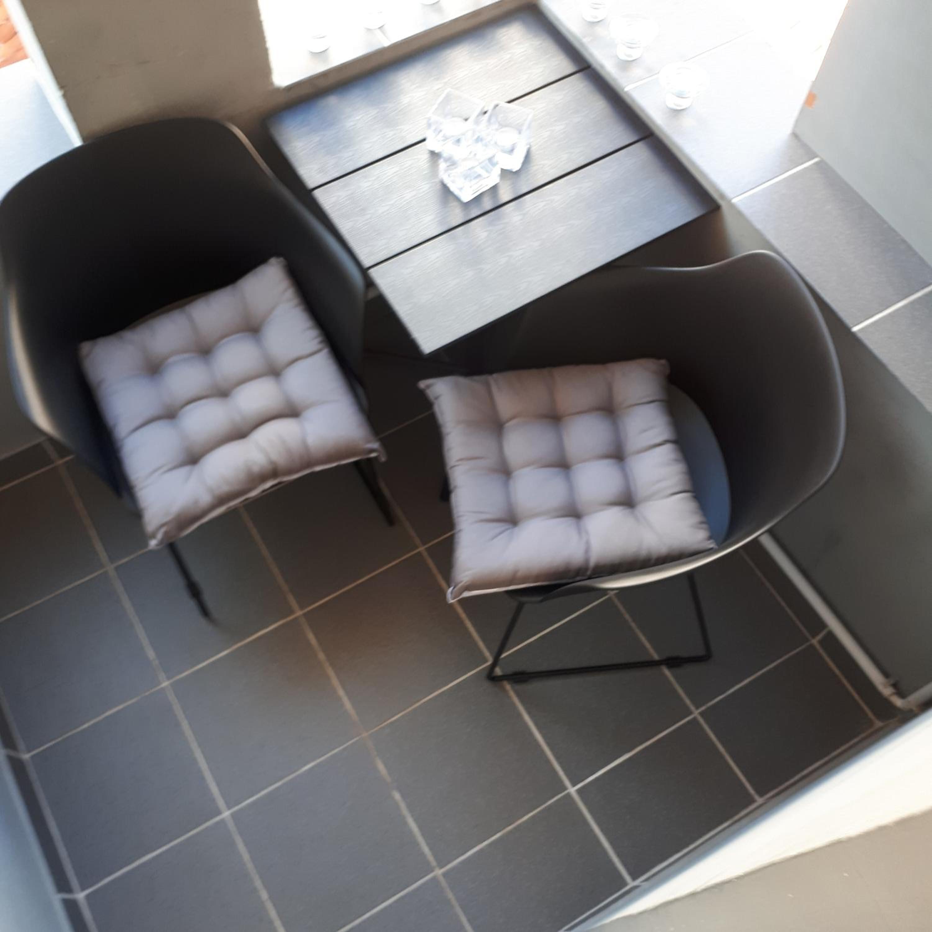 Two-Bedroom Apartment with Balcony - Photo 33