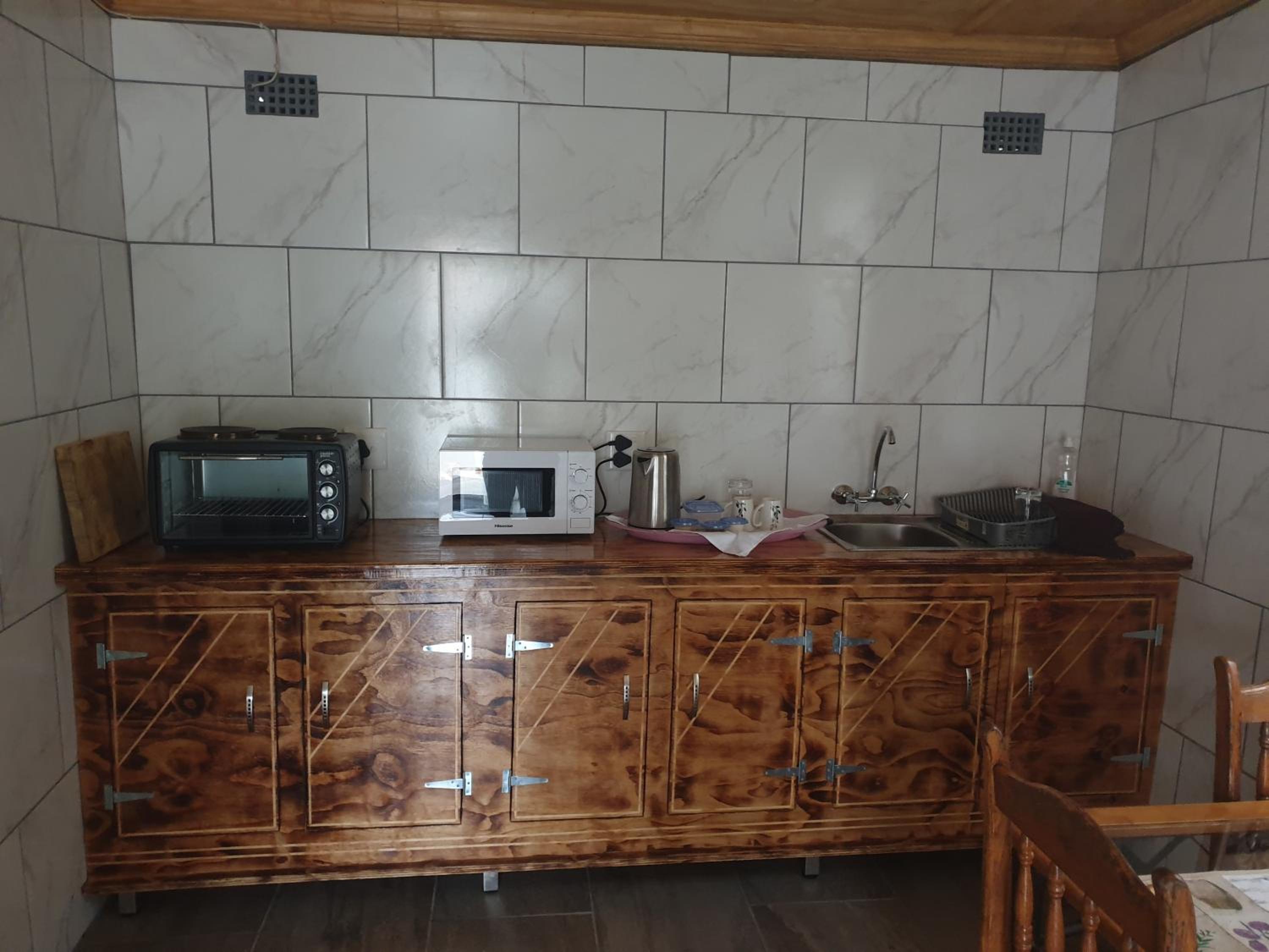 Studio Apartment - Photo 7