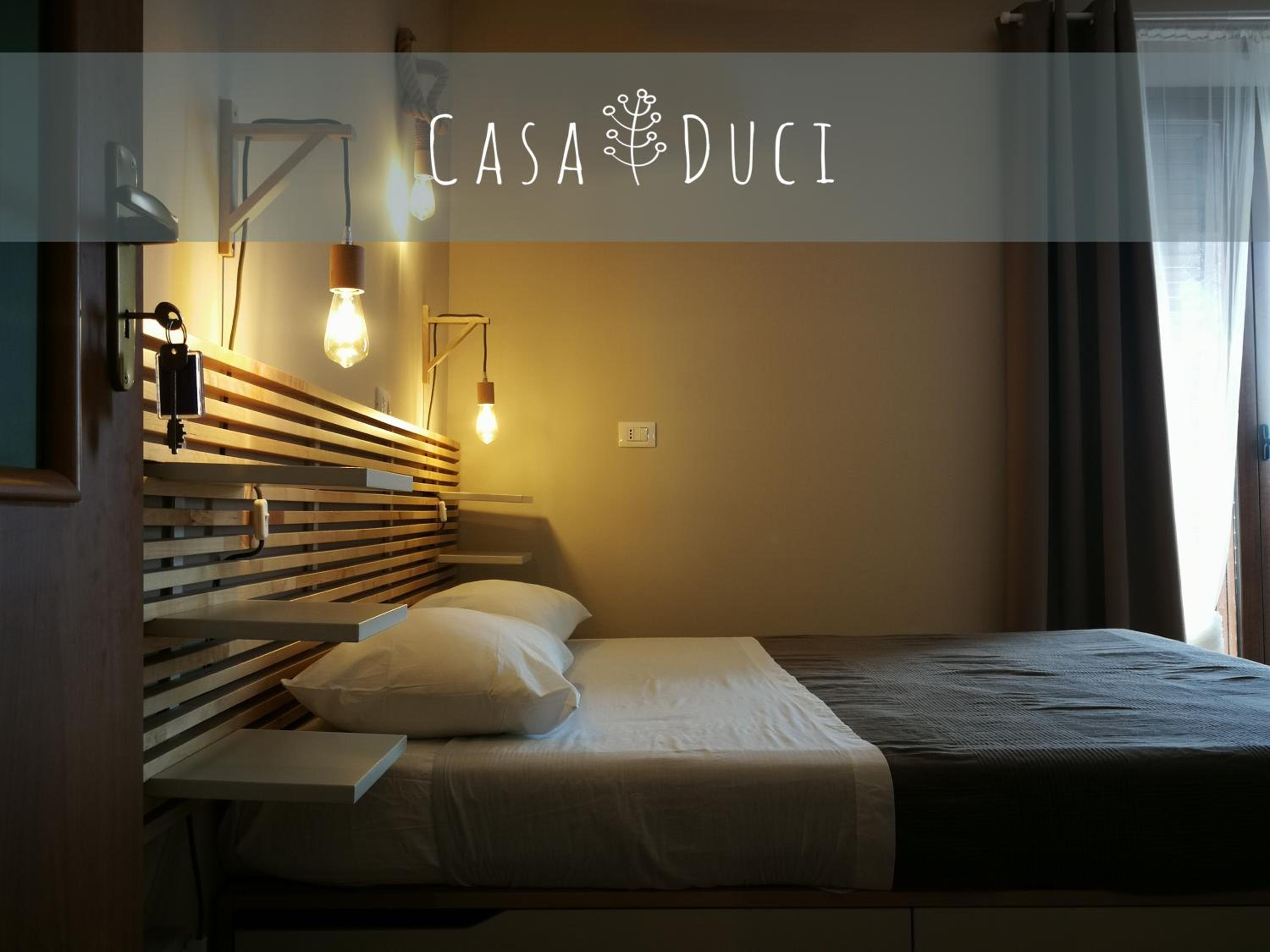 Three-Bedroom Deluxe Apartment - Photo 26
