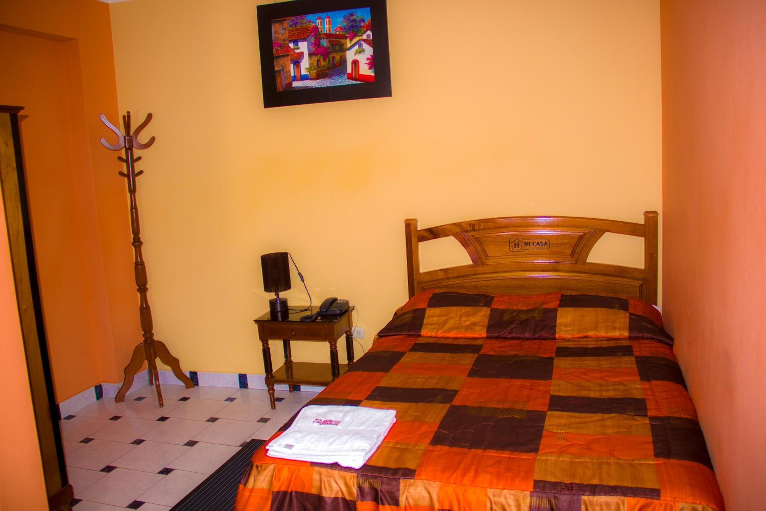 Standard Single Room with Shared Bathroom photo 1