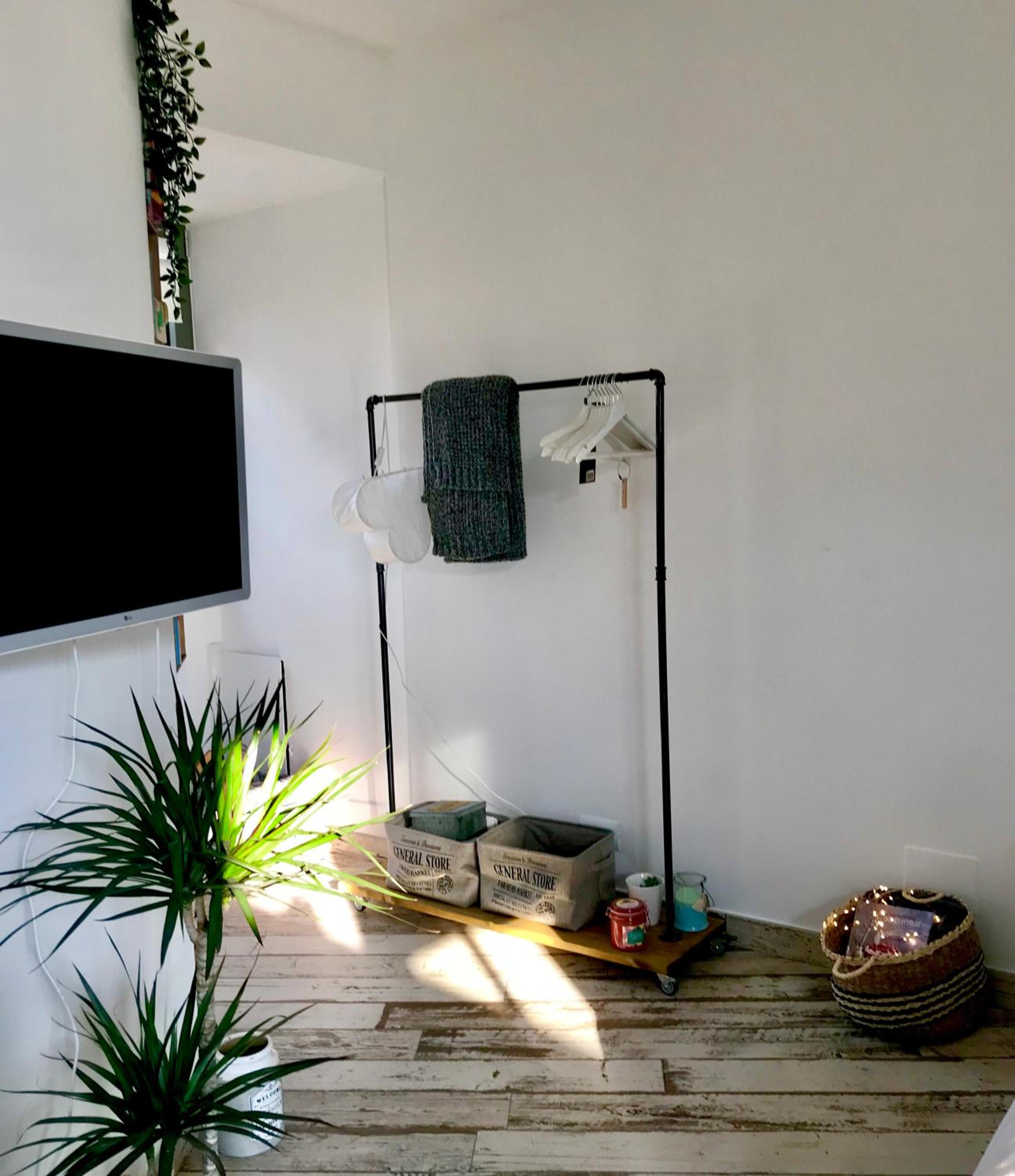One-Bedroom Apartment - Photo 46