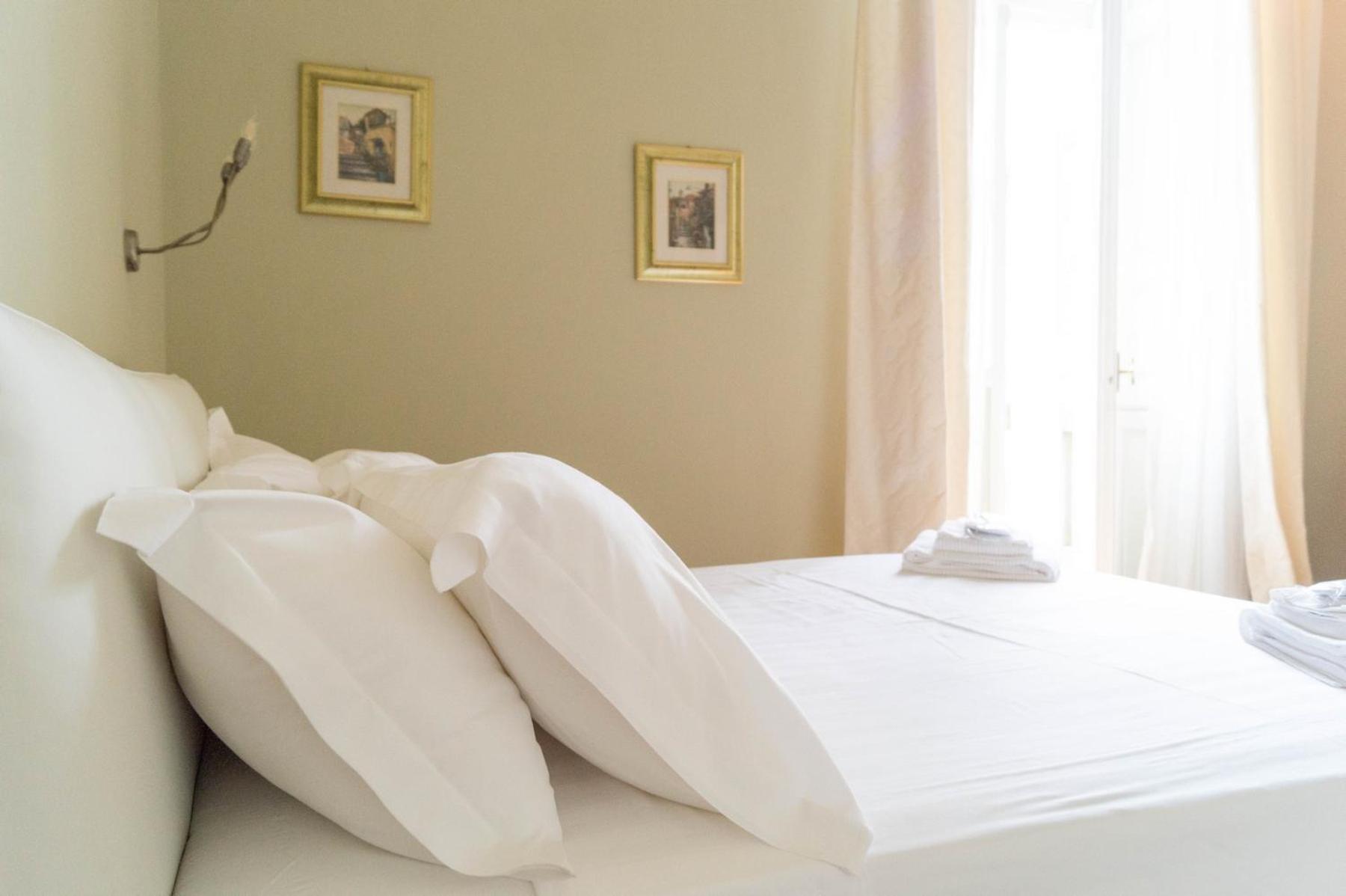 Queen Room with Spa Bath