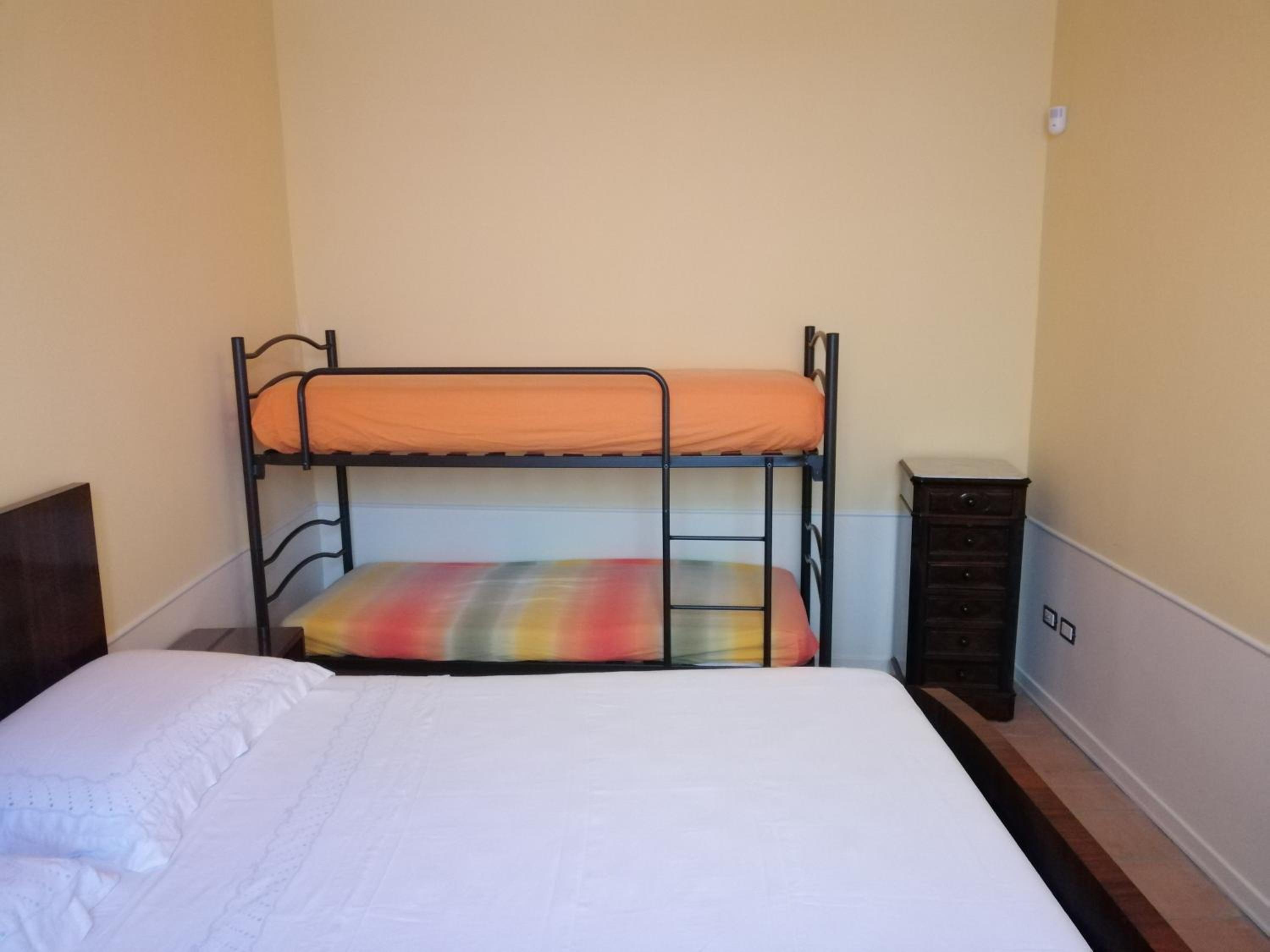 Double Room with Extra Bed photo 2