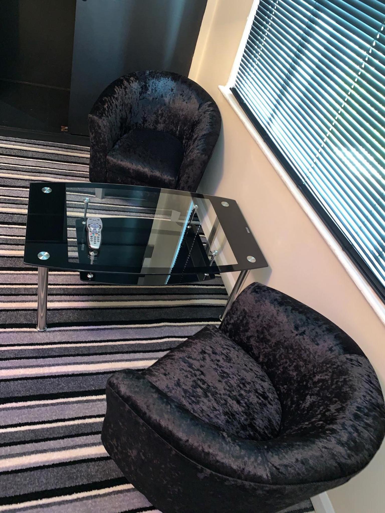 Deluxe King Room - Photo 7