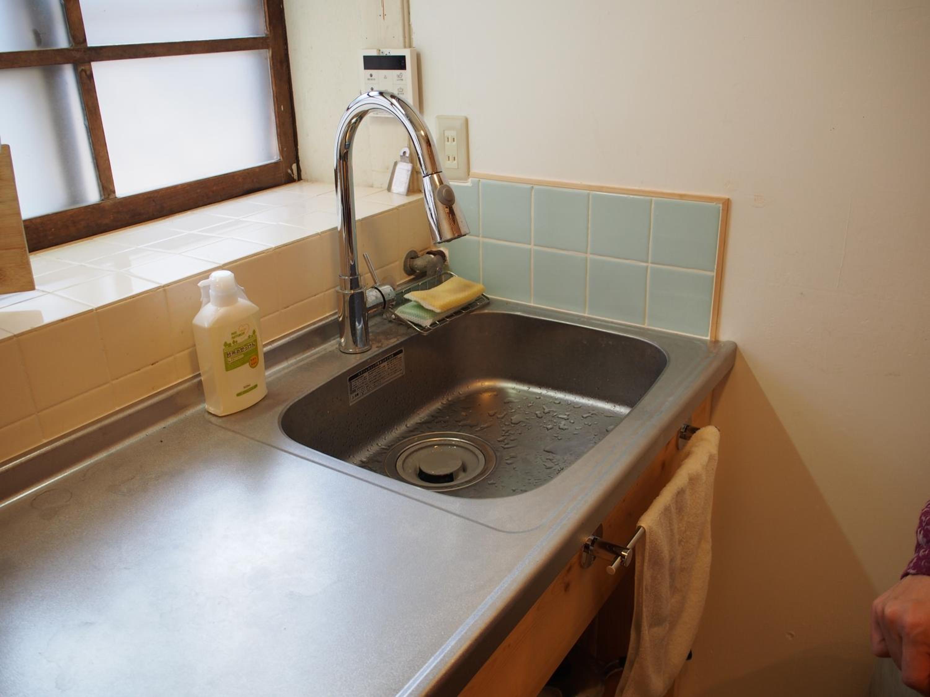 Two-Bedroom House - Photo 20
