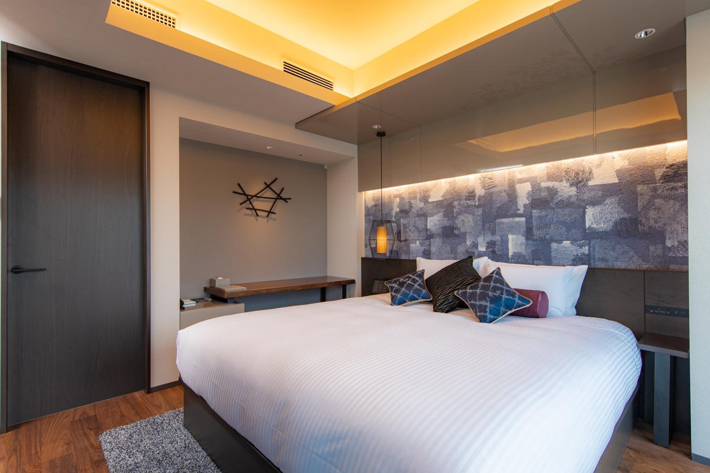 Suite (King)