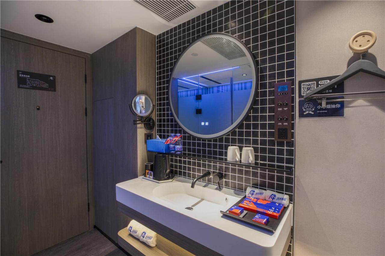 Double Room - Photo 6