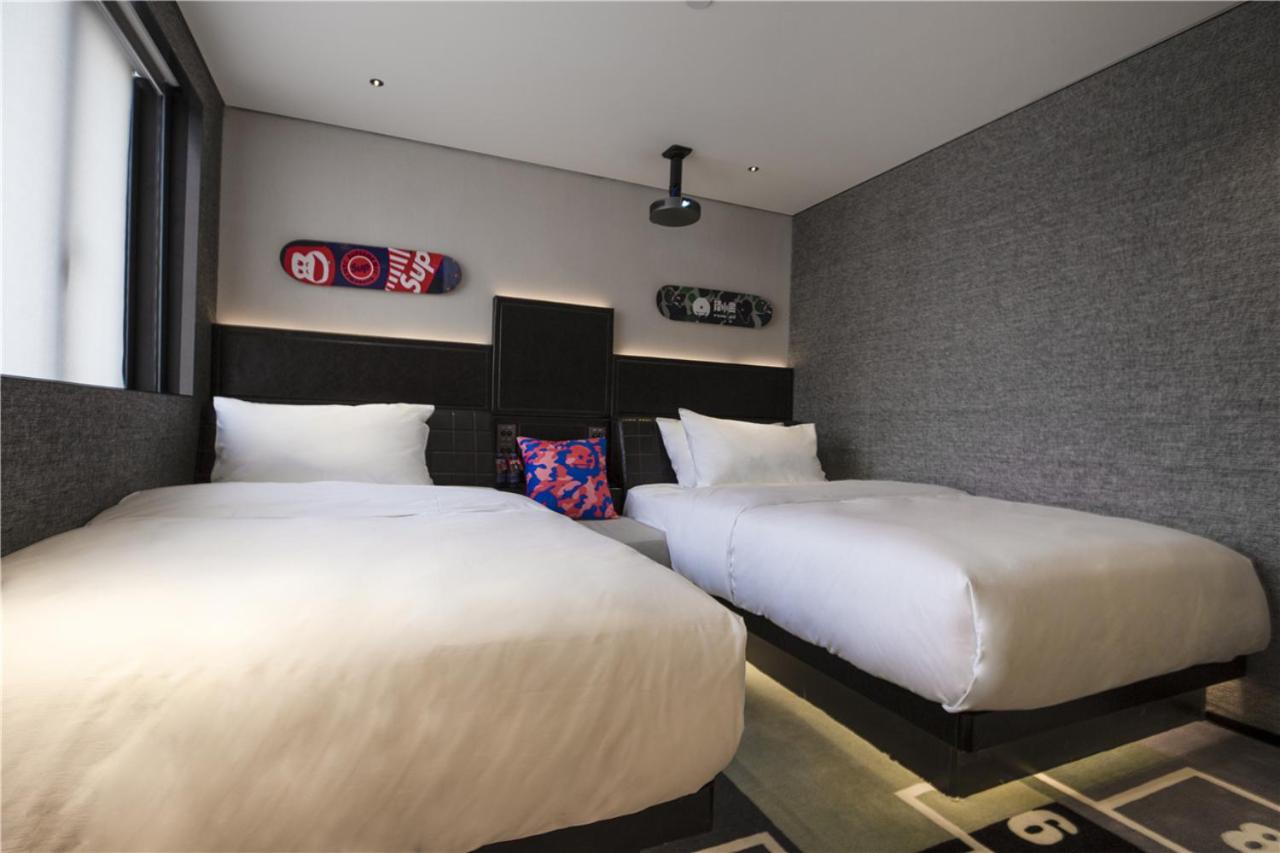 Twin Room - Photo 4