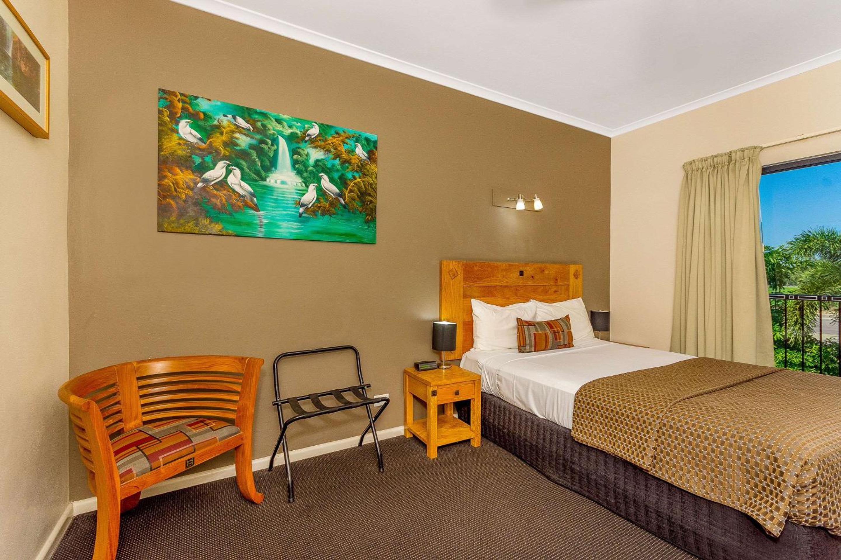 Business Queen Room - Photo 3
