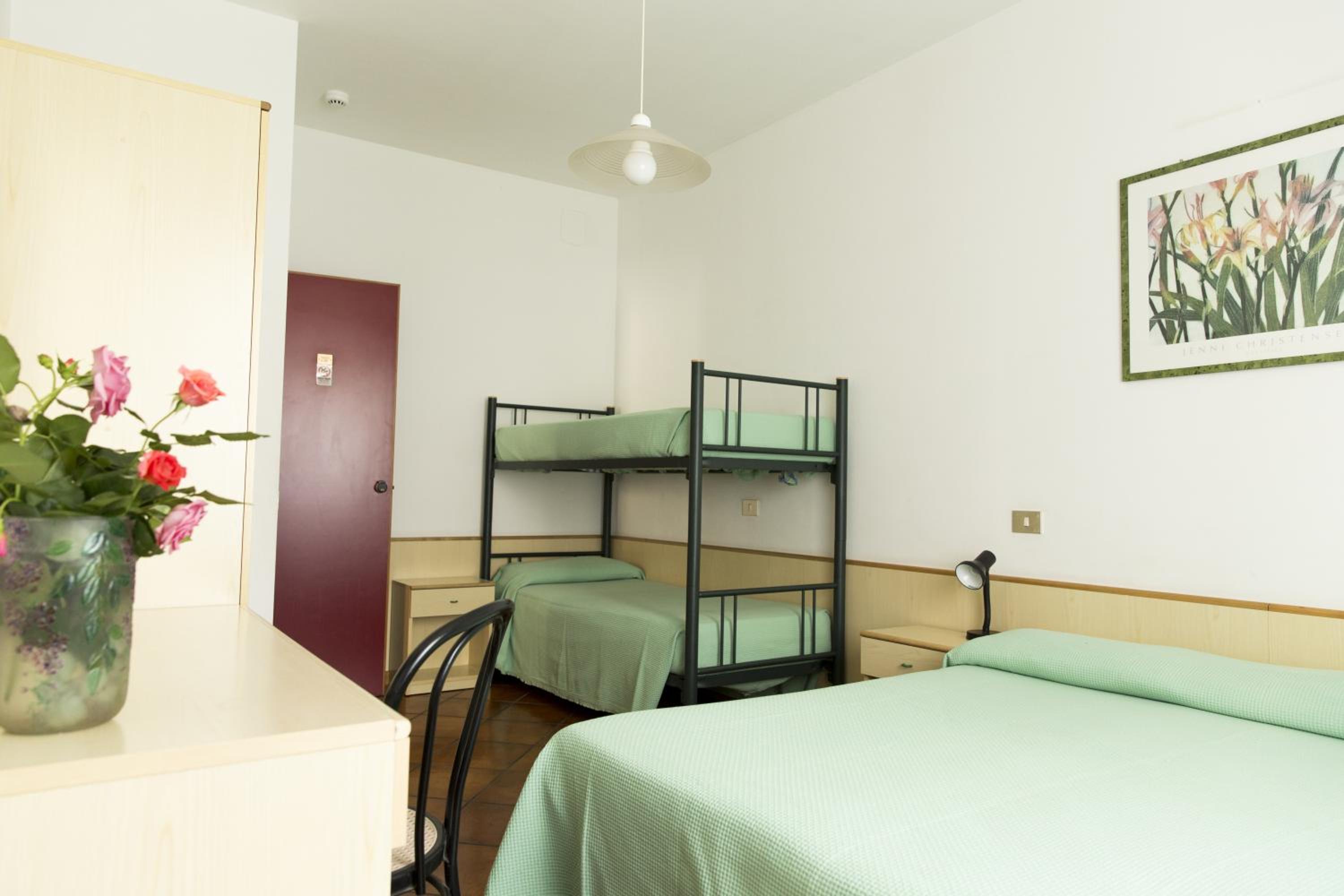 Quadruple Room with Bathroom