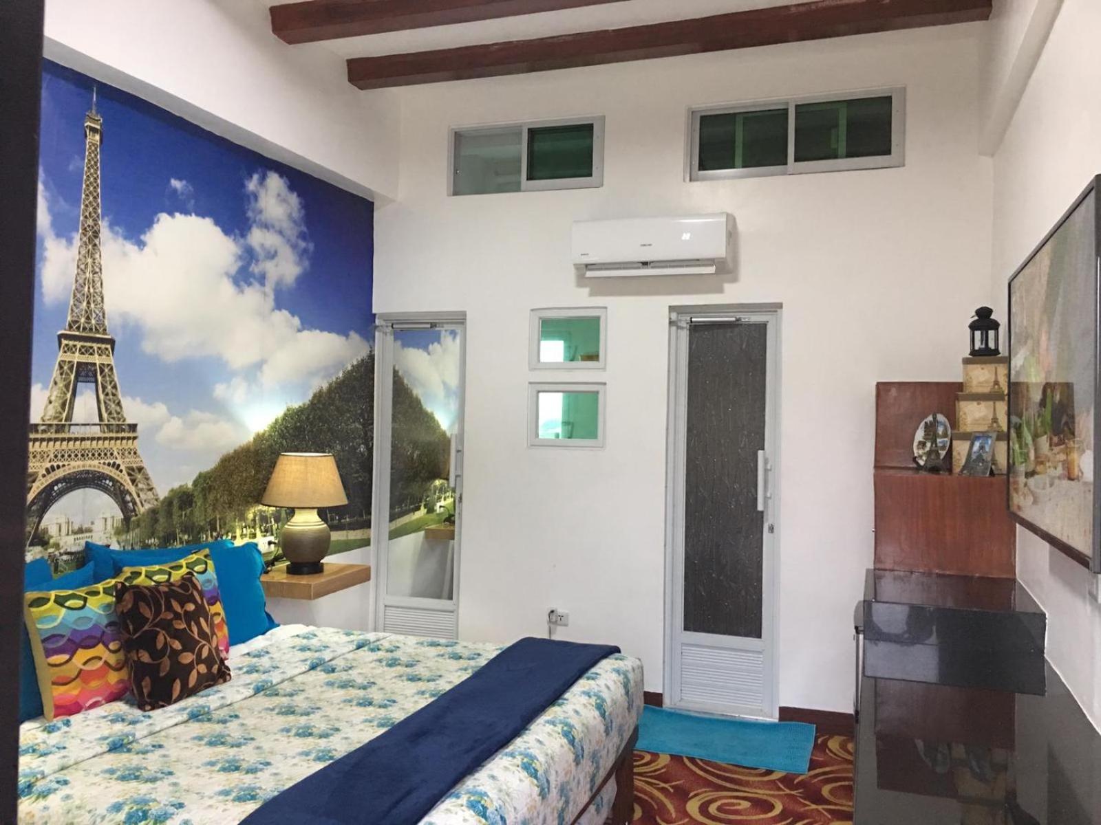 Deluxe King Room - Photo 5