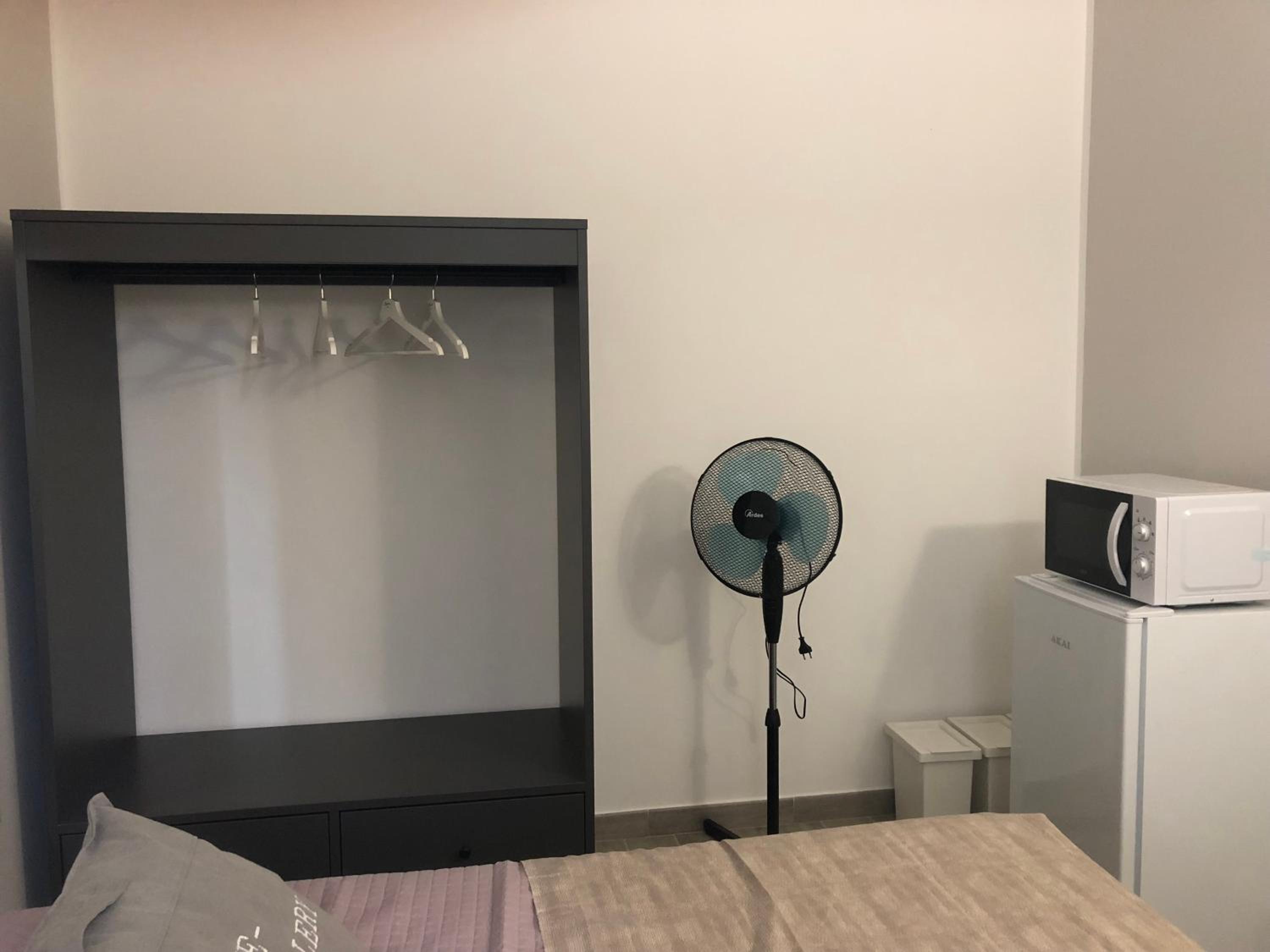 Single Room with Shared Shower and Toilet