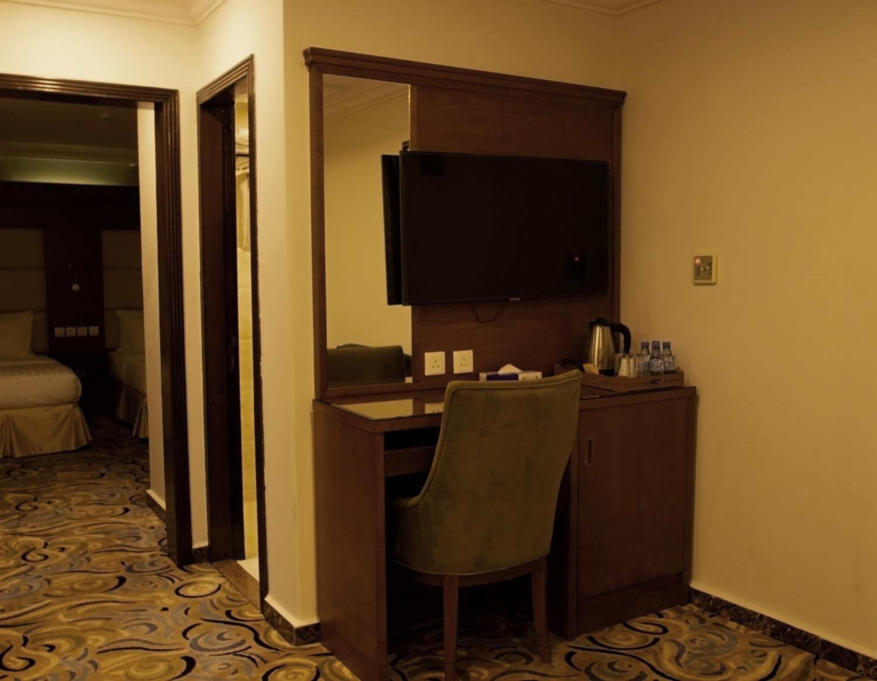 Family Suite - Photo 6