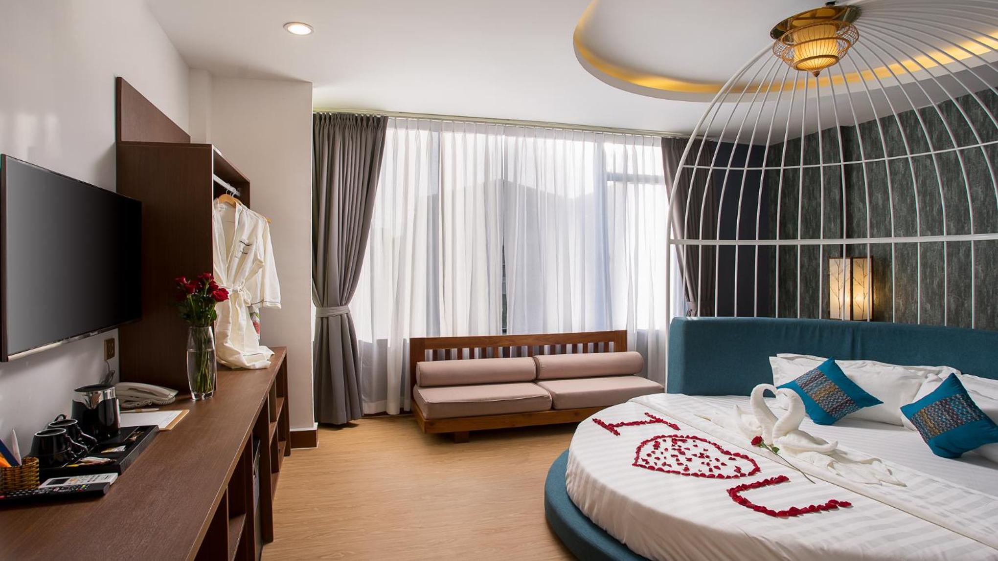 Executive Suite