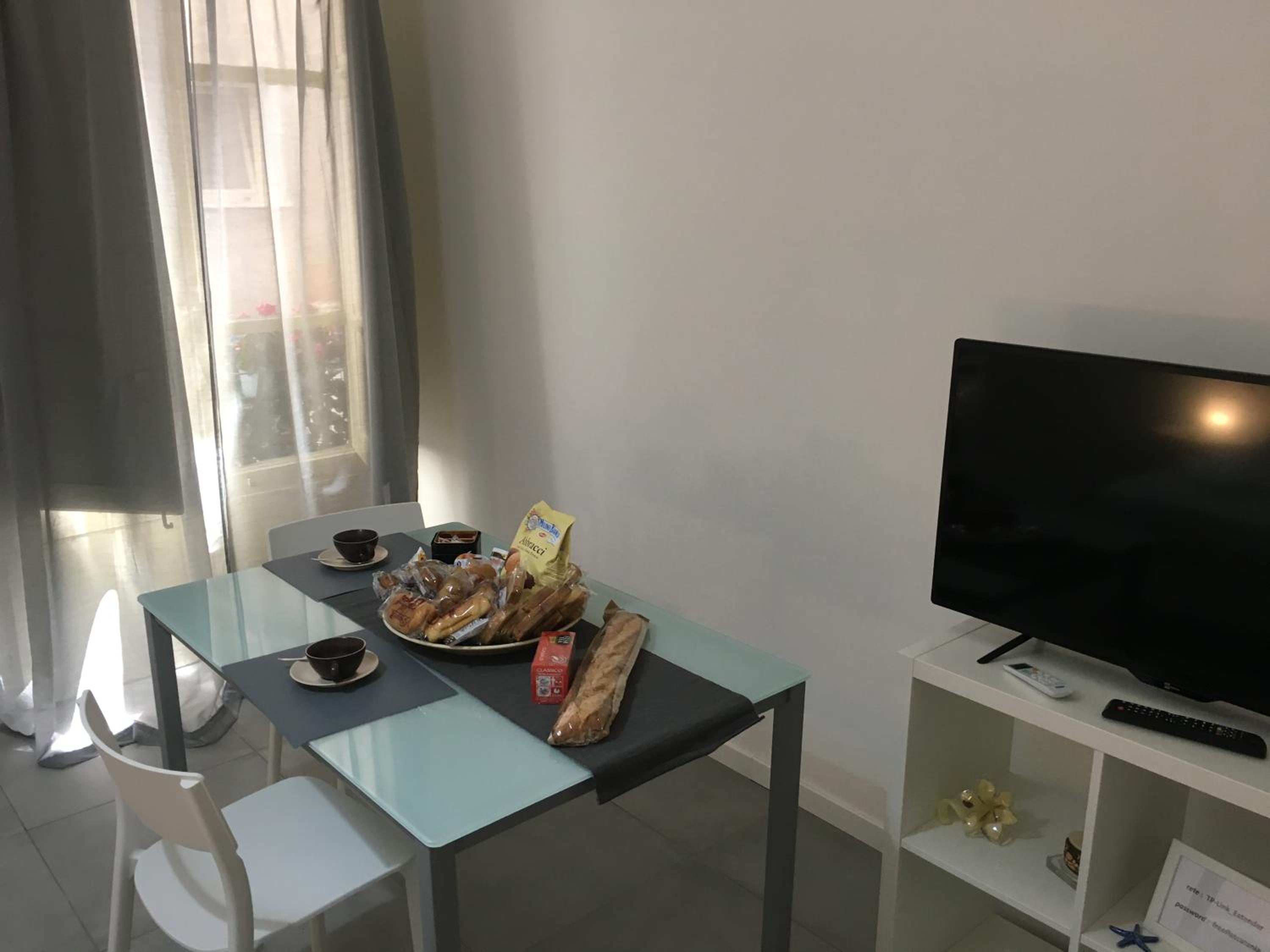 One-Bedroom Apartment - Photo 22