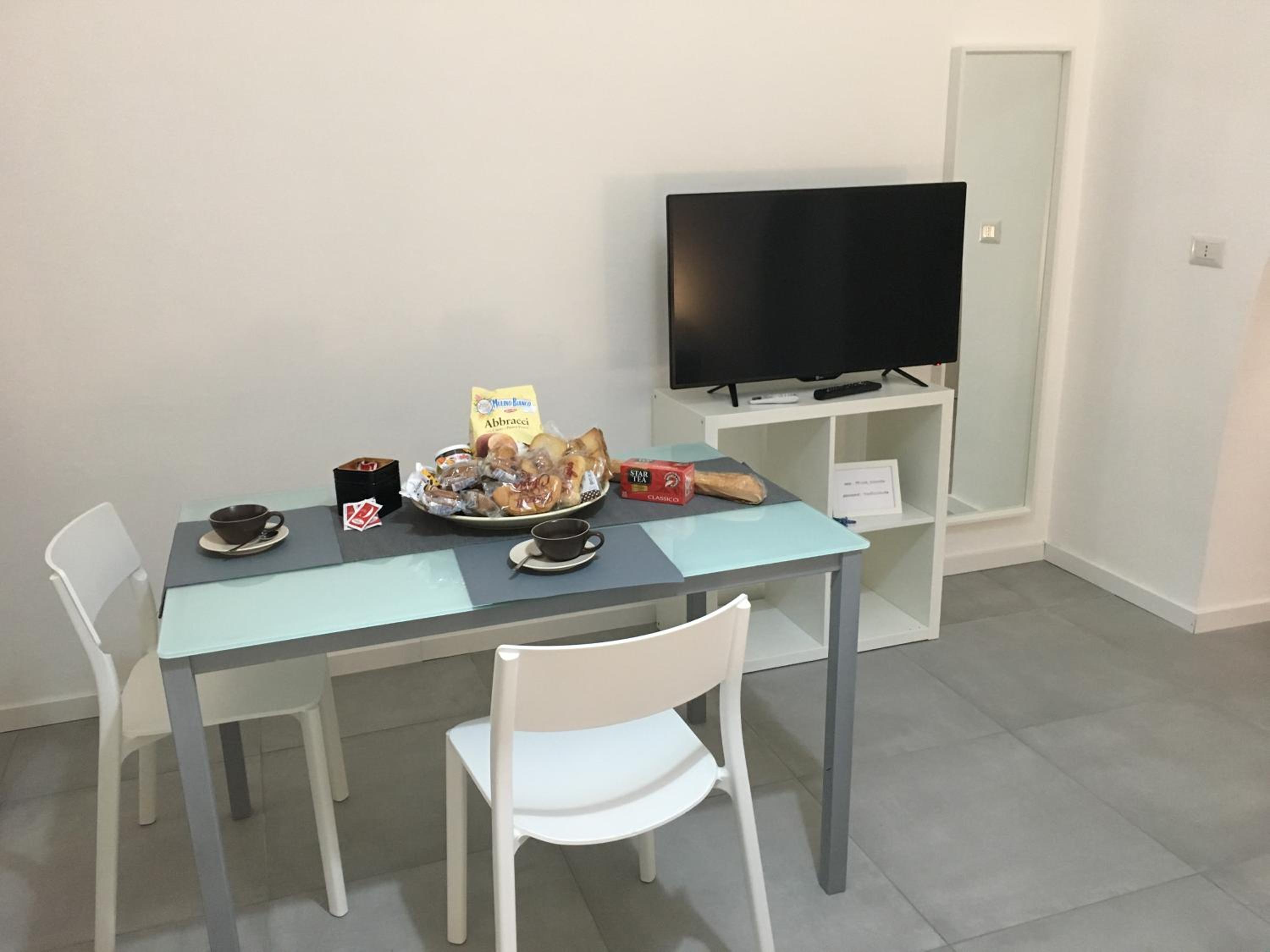 One-Bedroom Apartment - Photo 29