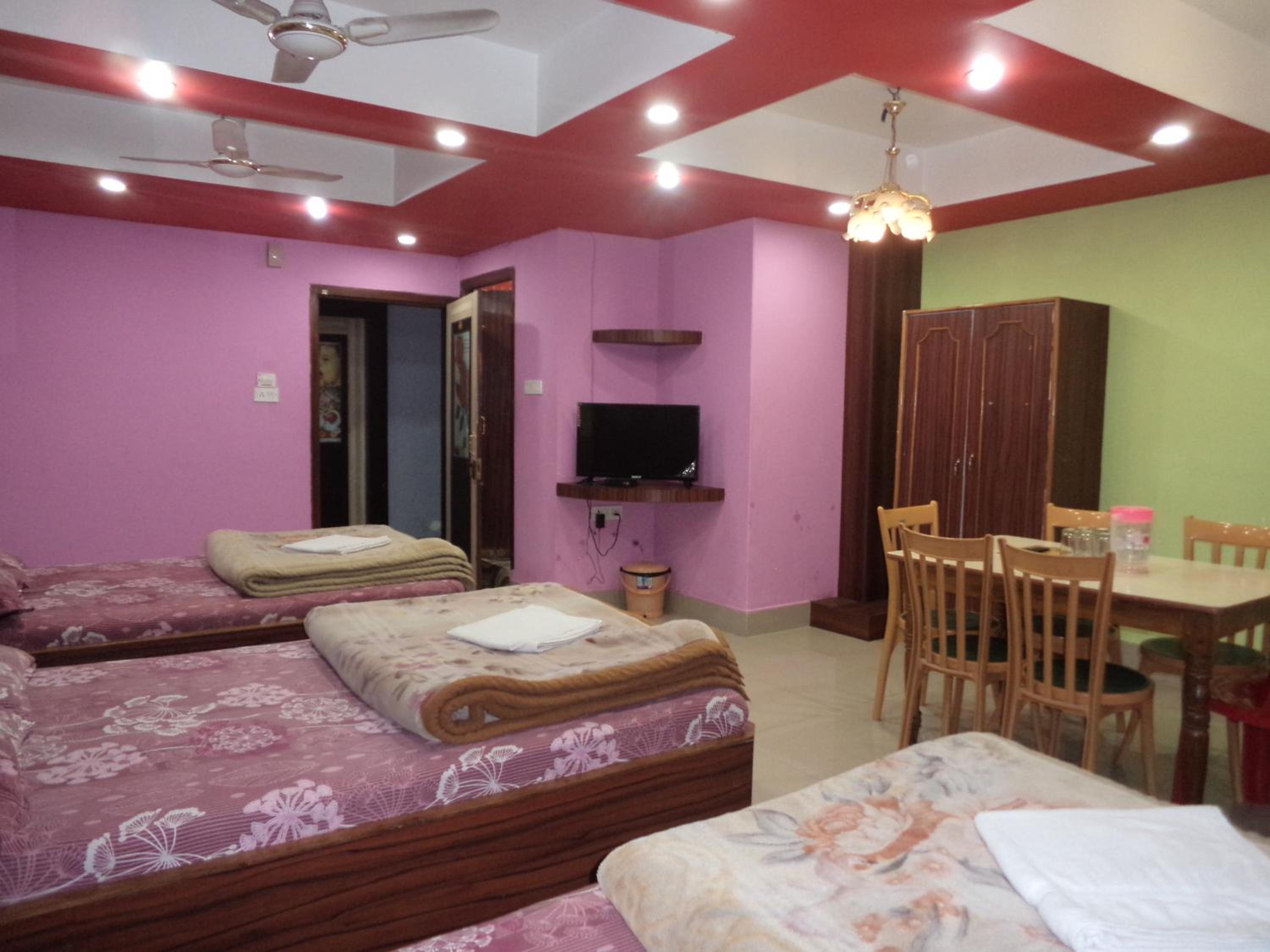 Deluxe Family Suite