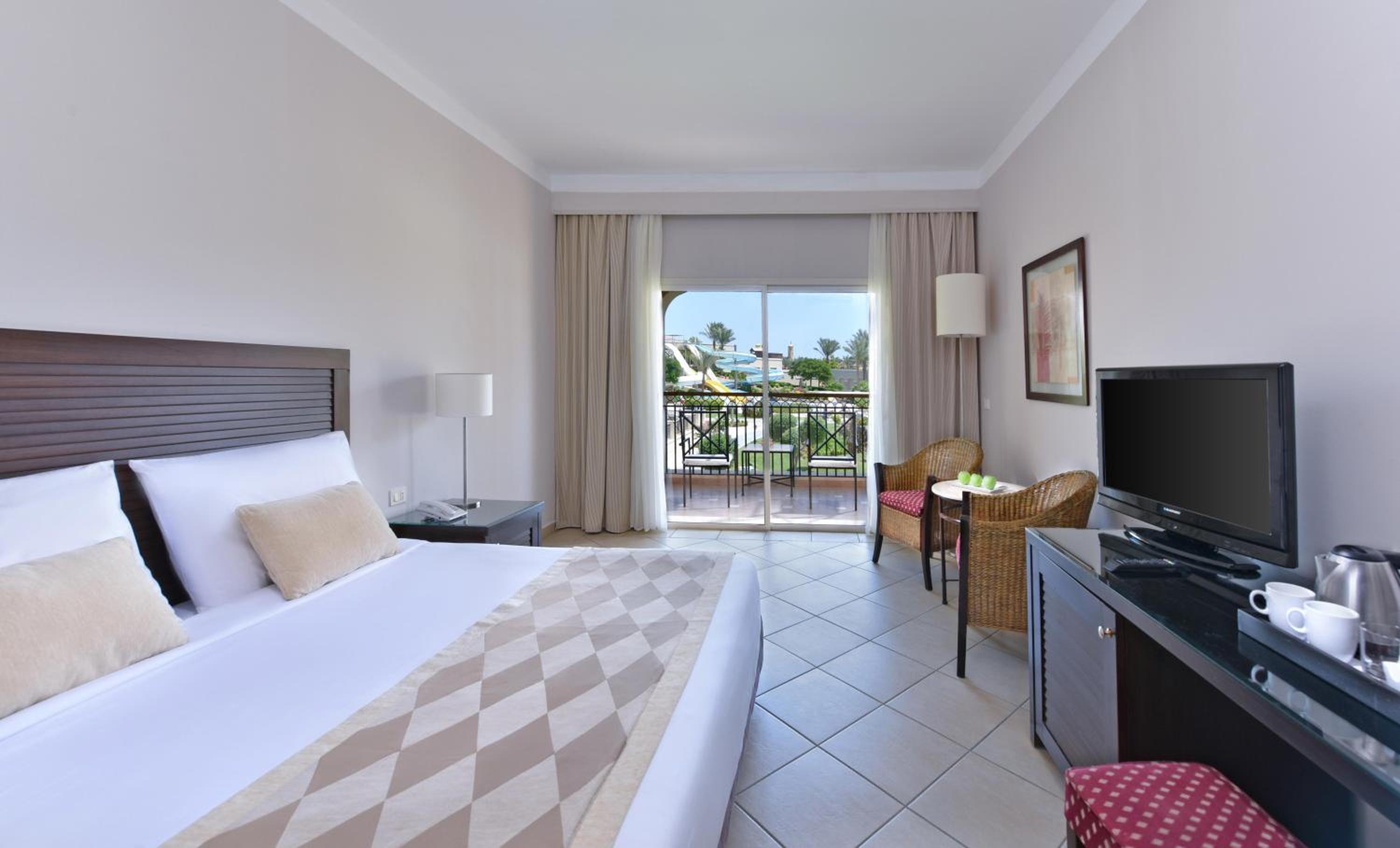 Jaz Mirabel Park - Superior, Queen or Twin Bed, Pool View - Photo 2
