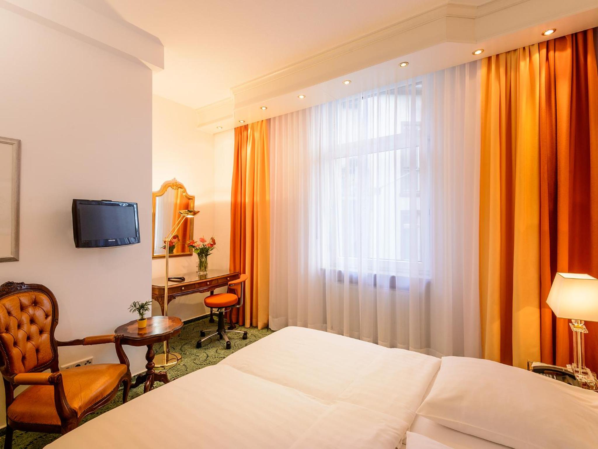 Superior Double Room - Photo 4