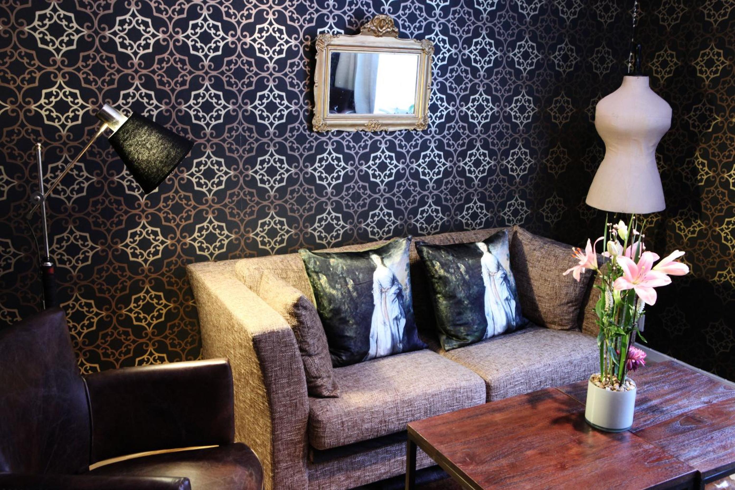 Superior Room - Photo 11