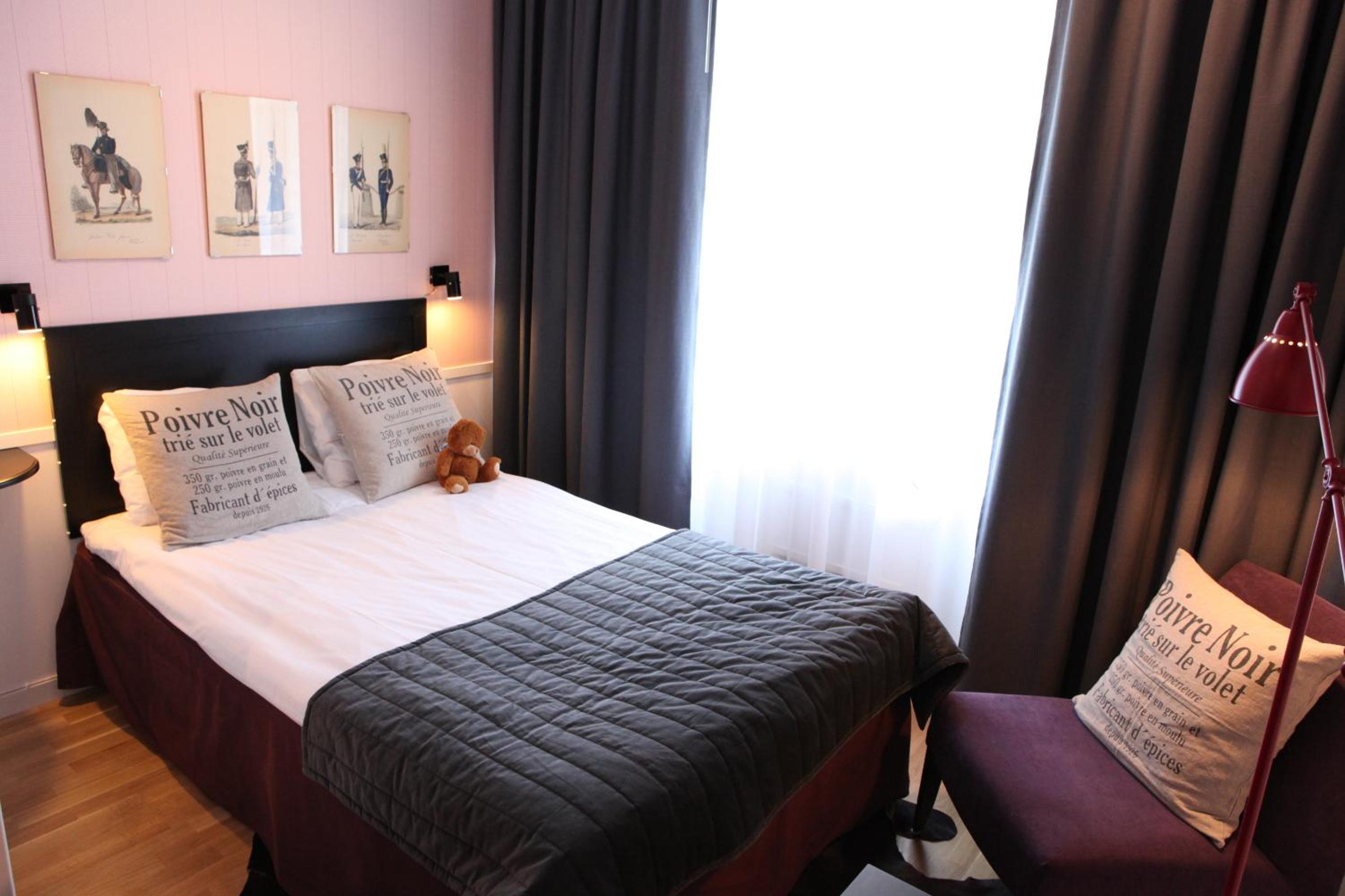 Standard Twin Room - Photo 28
