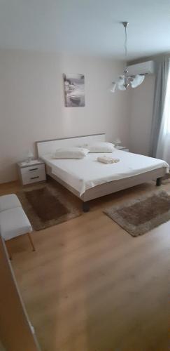 Apartment with Sea View photo 2