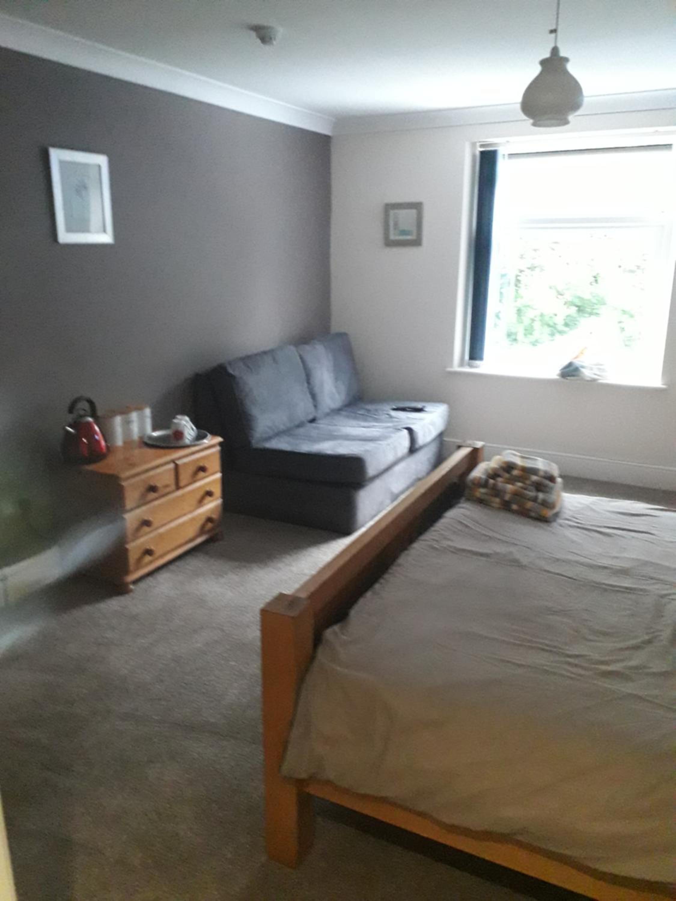 Triple Room with Bathroom - Photo 4
