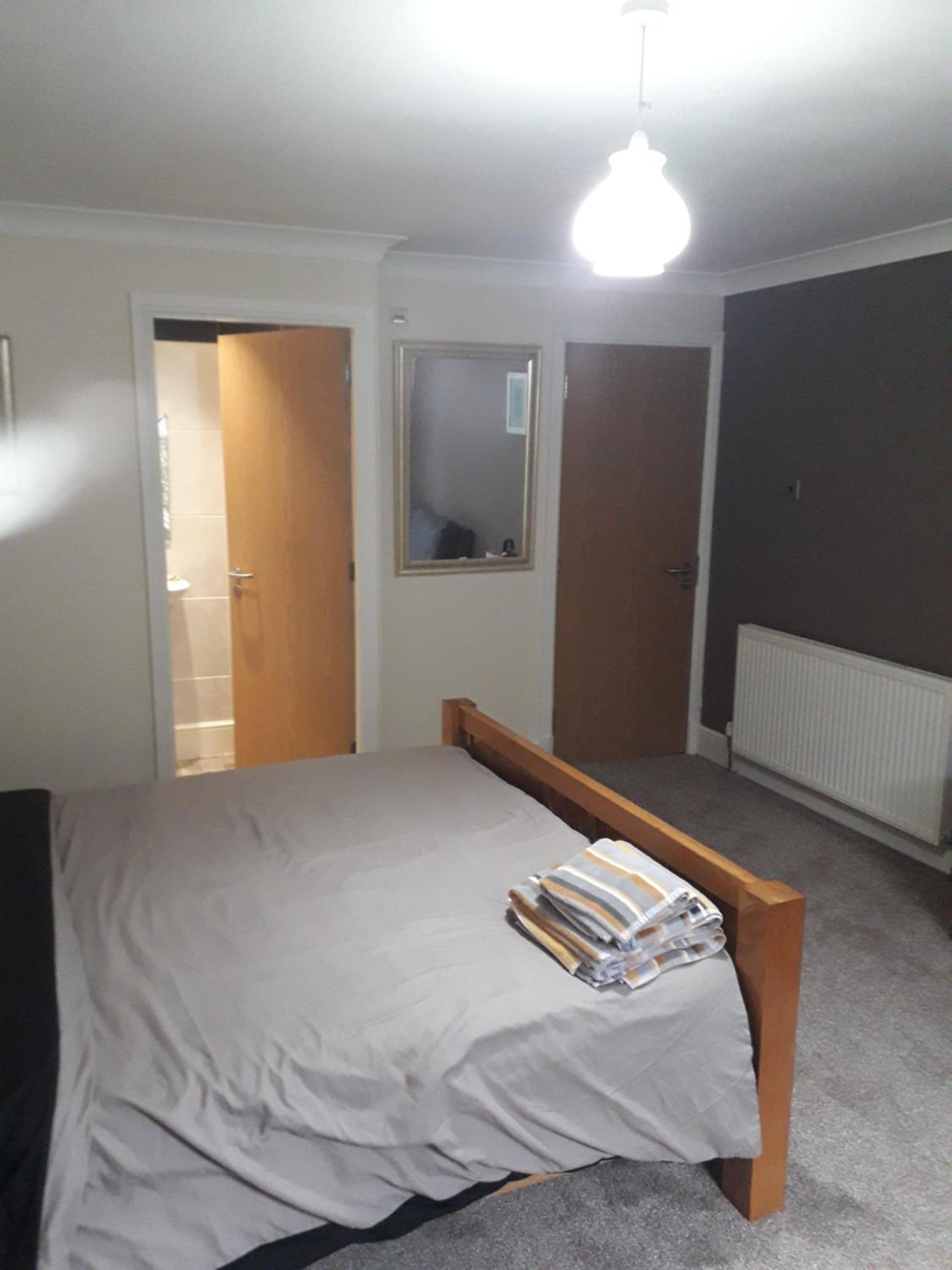 Triple Room with Bathroom - Photo 3