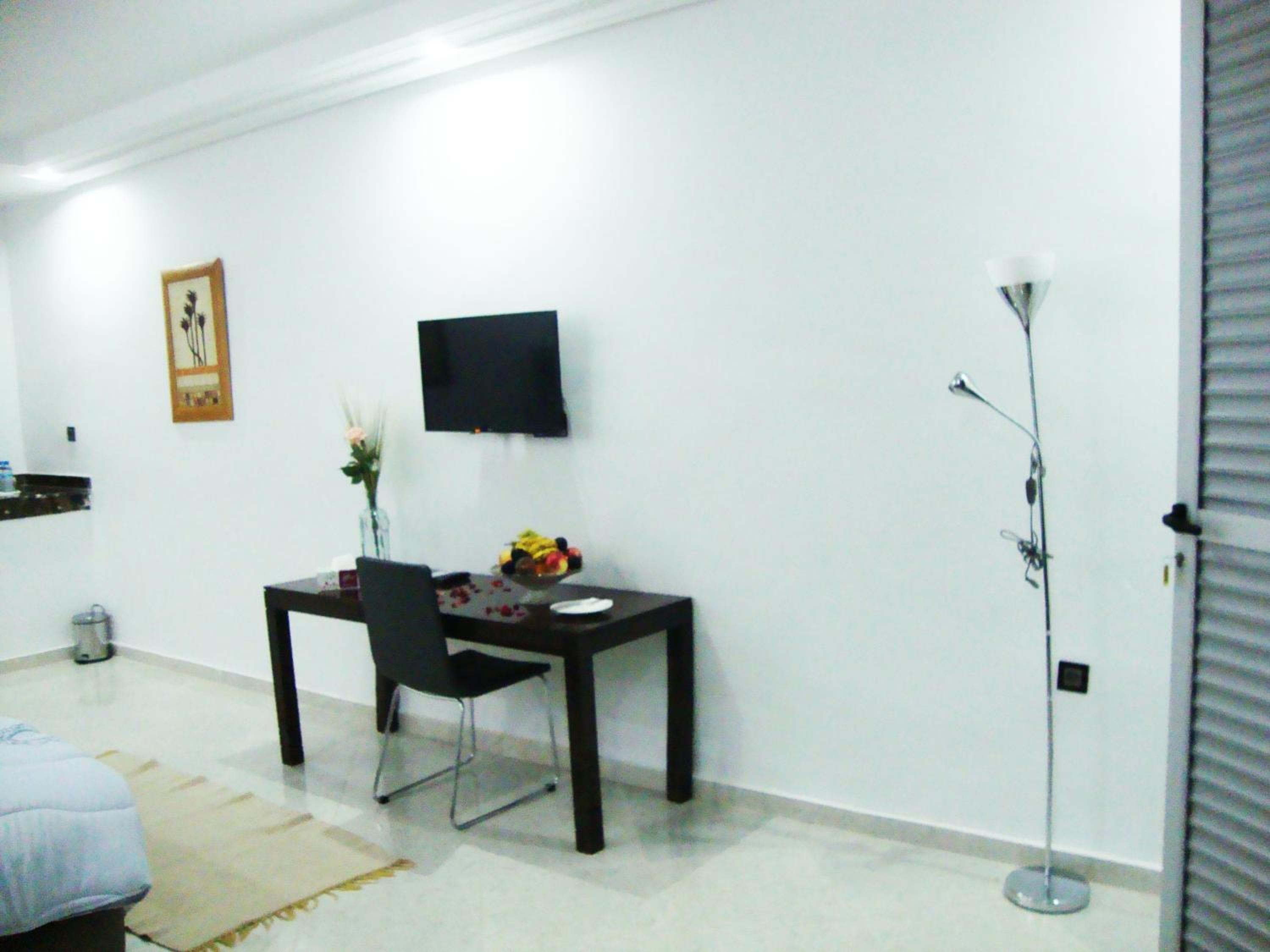 Double Room with Park View - Photo 1
