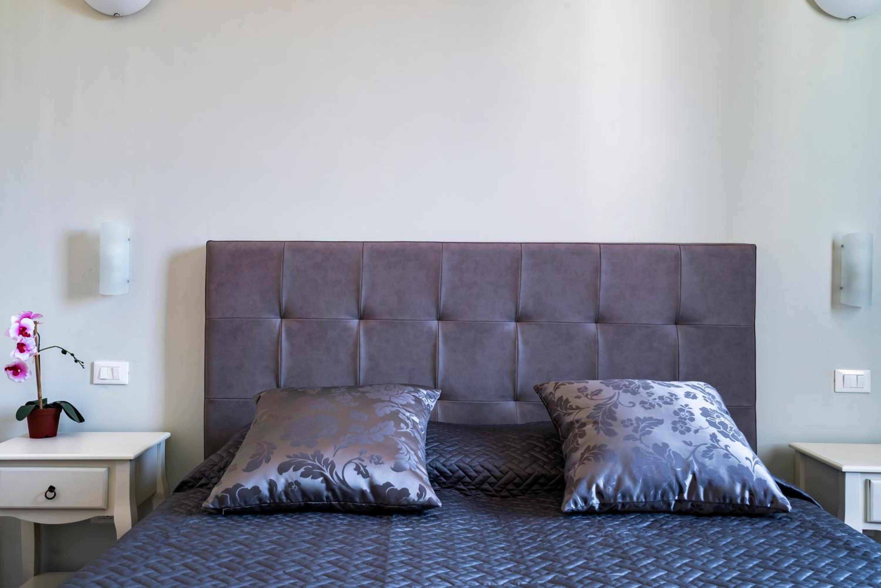 Double Room with Private External Bathroom photo 1