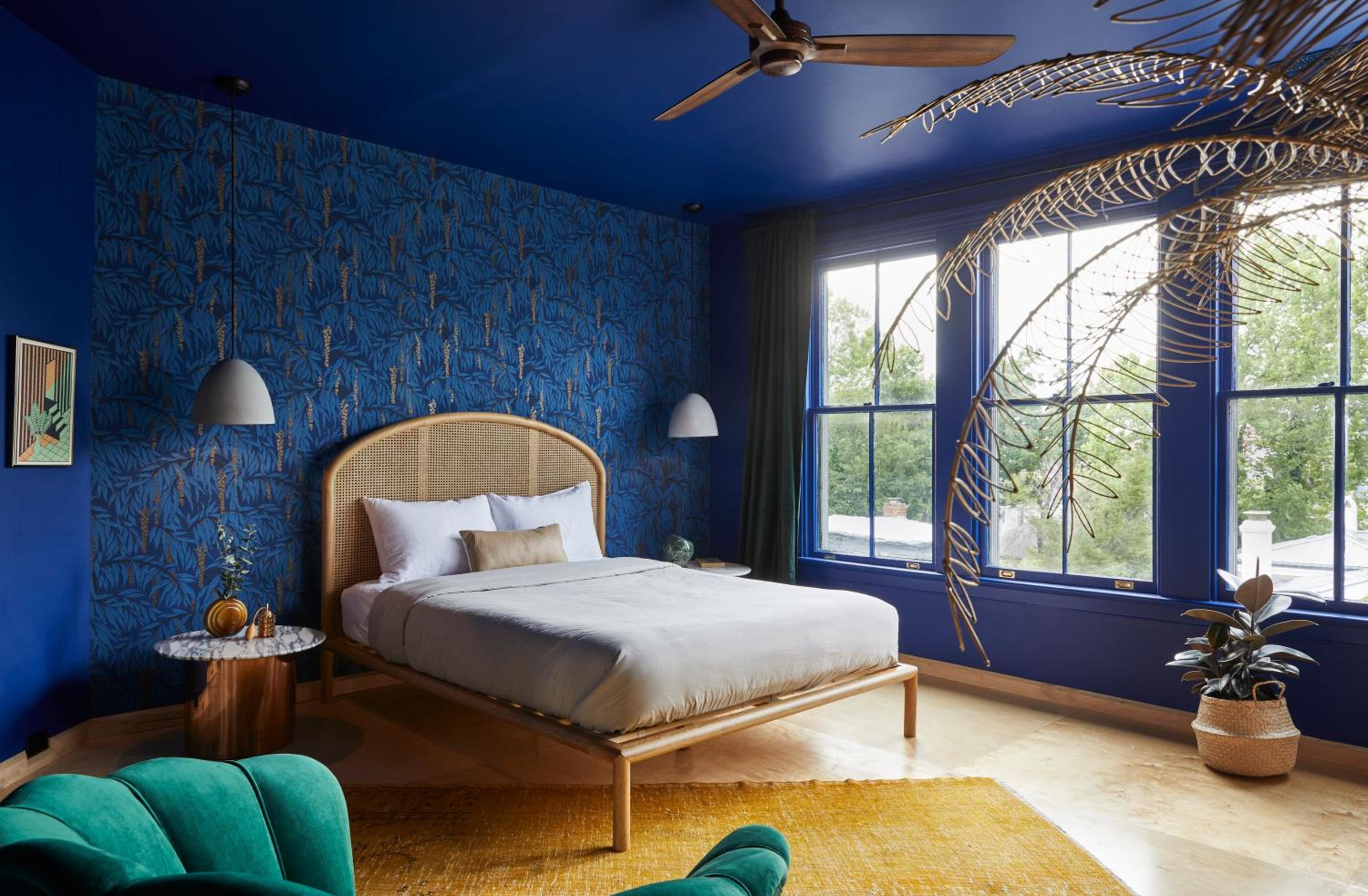 Deluxe Queen Room - Photo 9