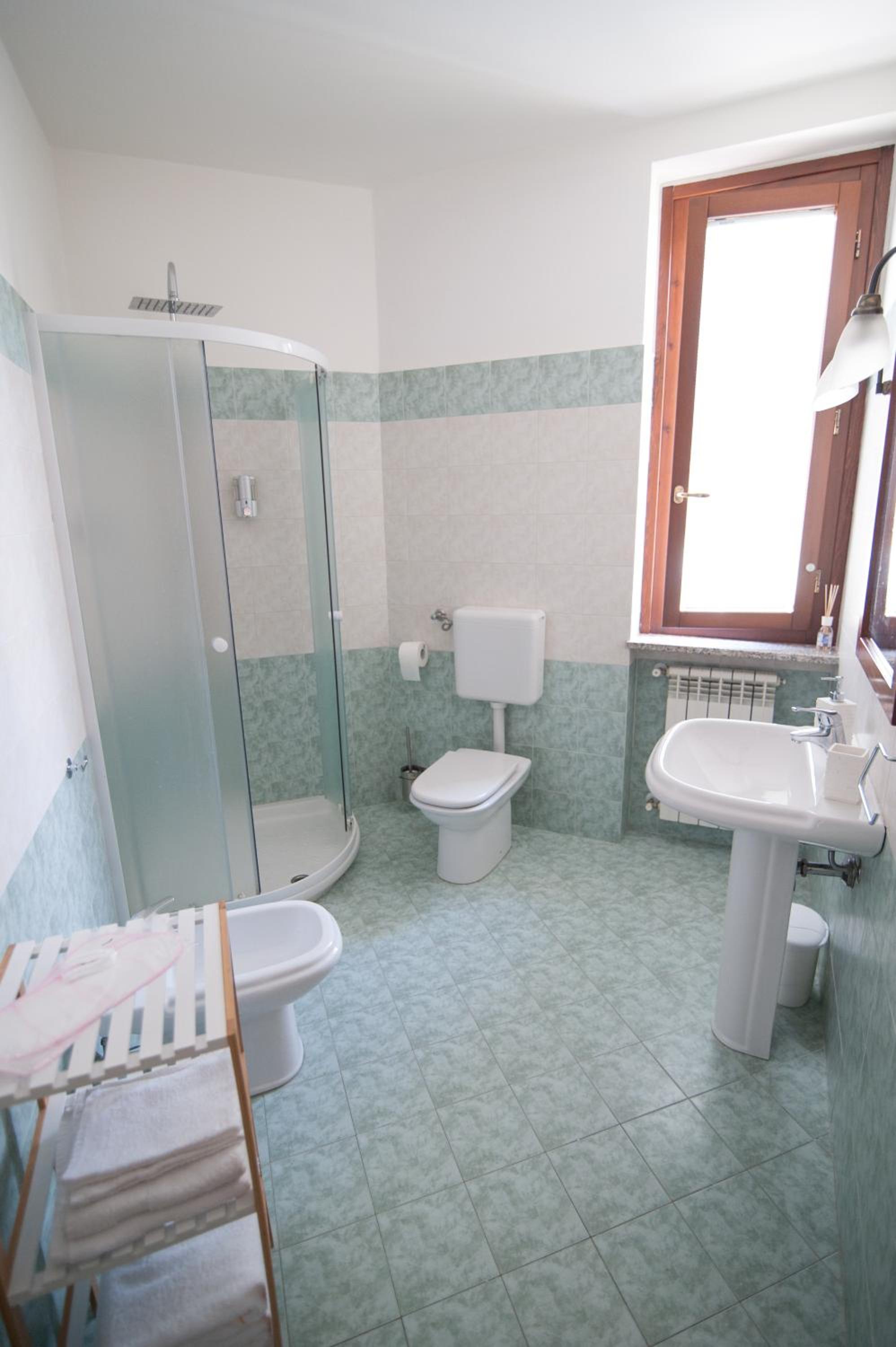 Two-Bedroom Suite - Photo 8
