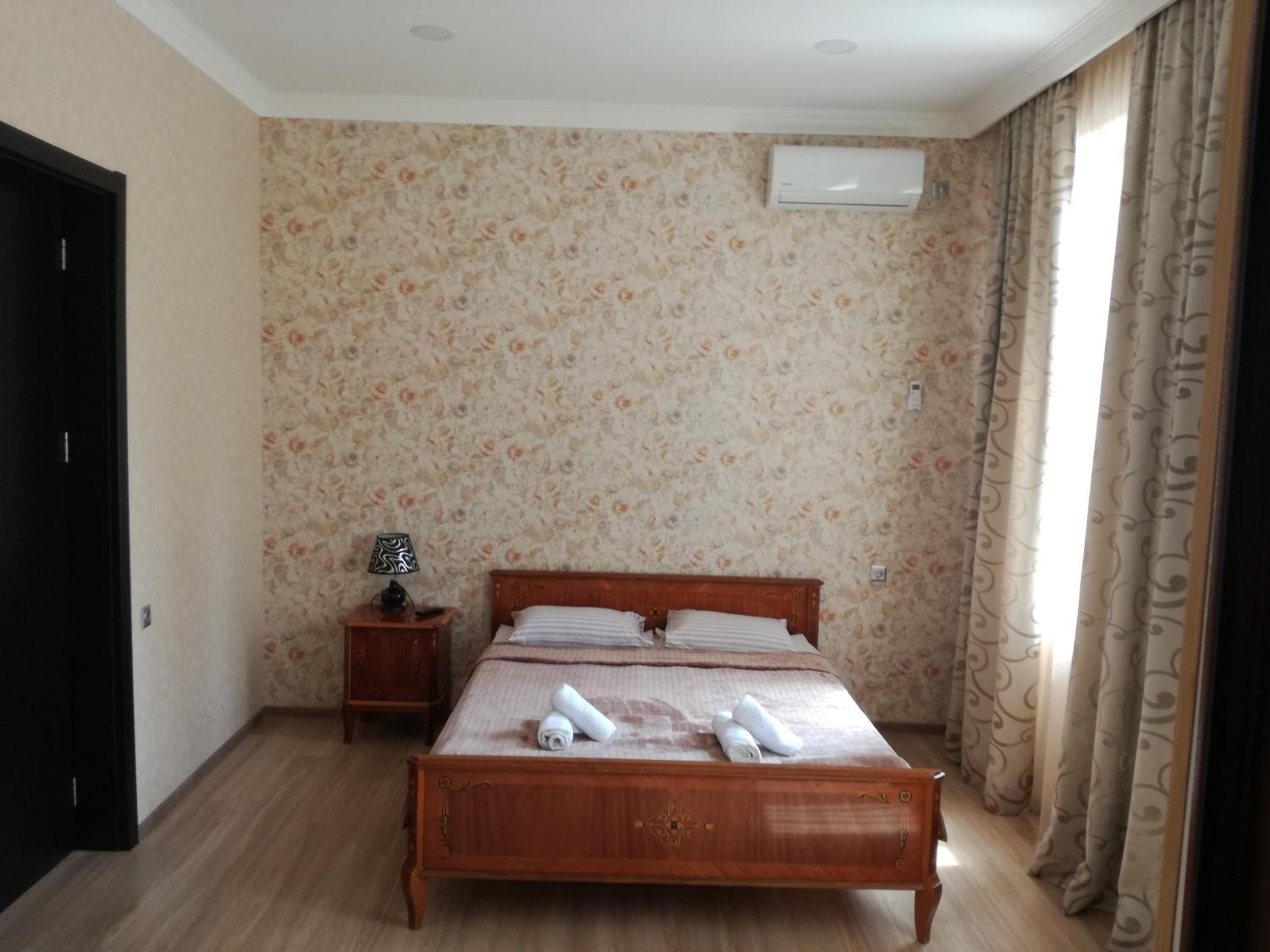 Quadruple Room with Private Bathroom photo 3