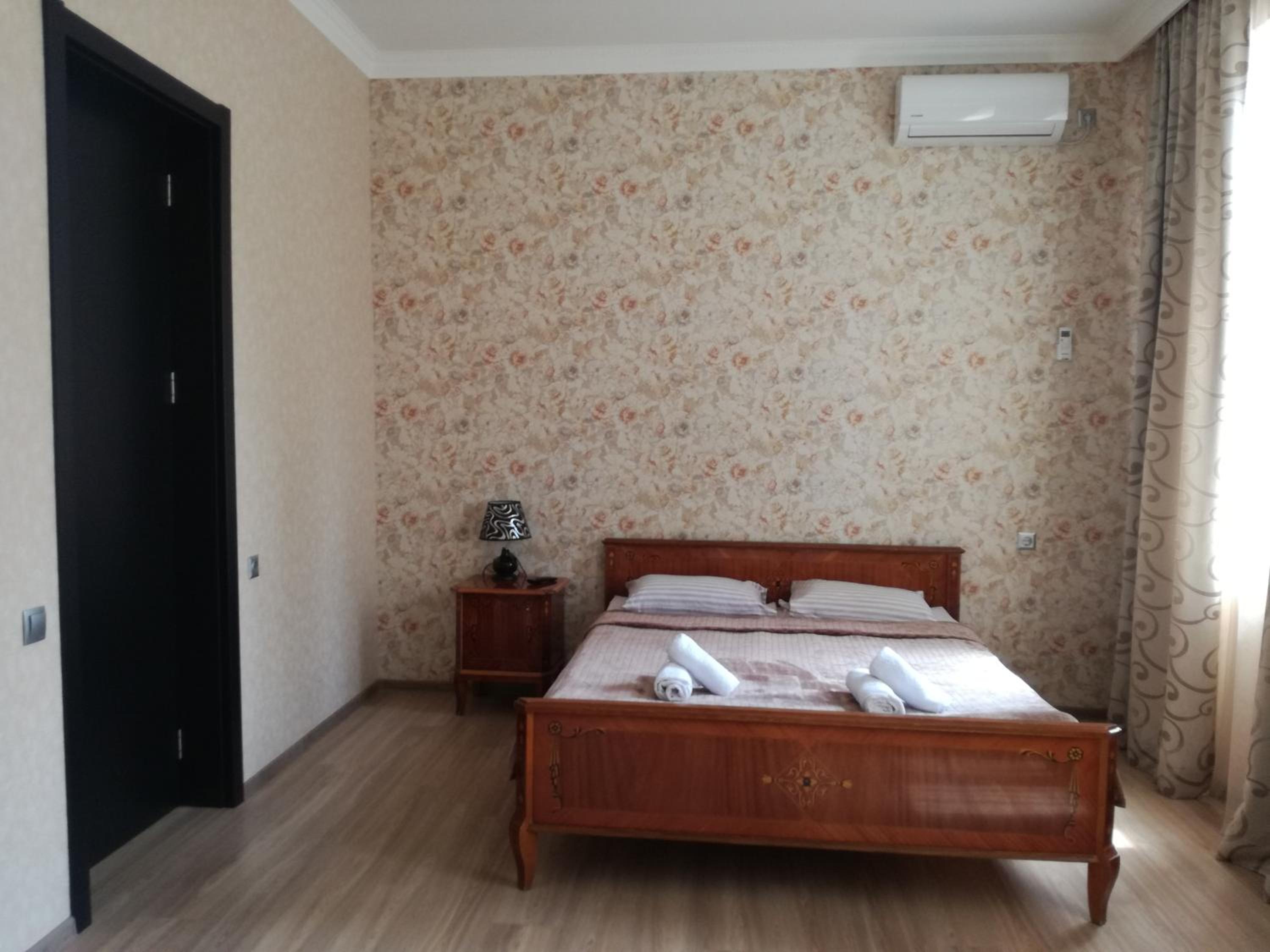 Quadruple Room with Private Bathroom photo 1