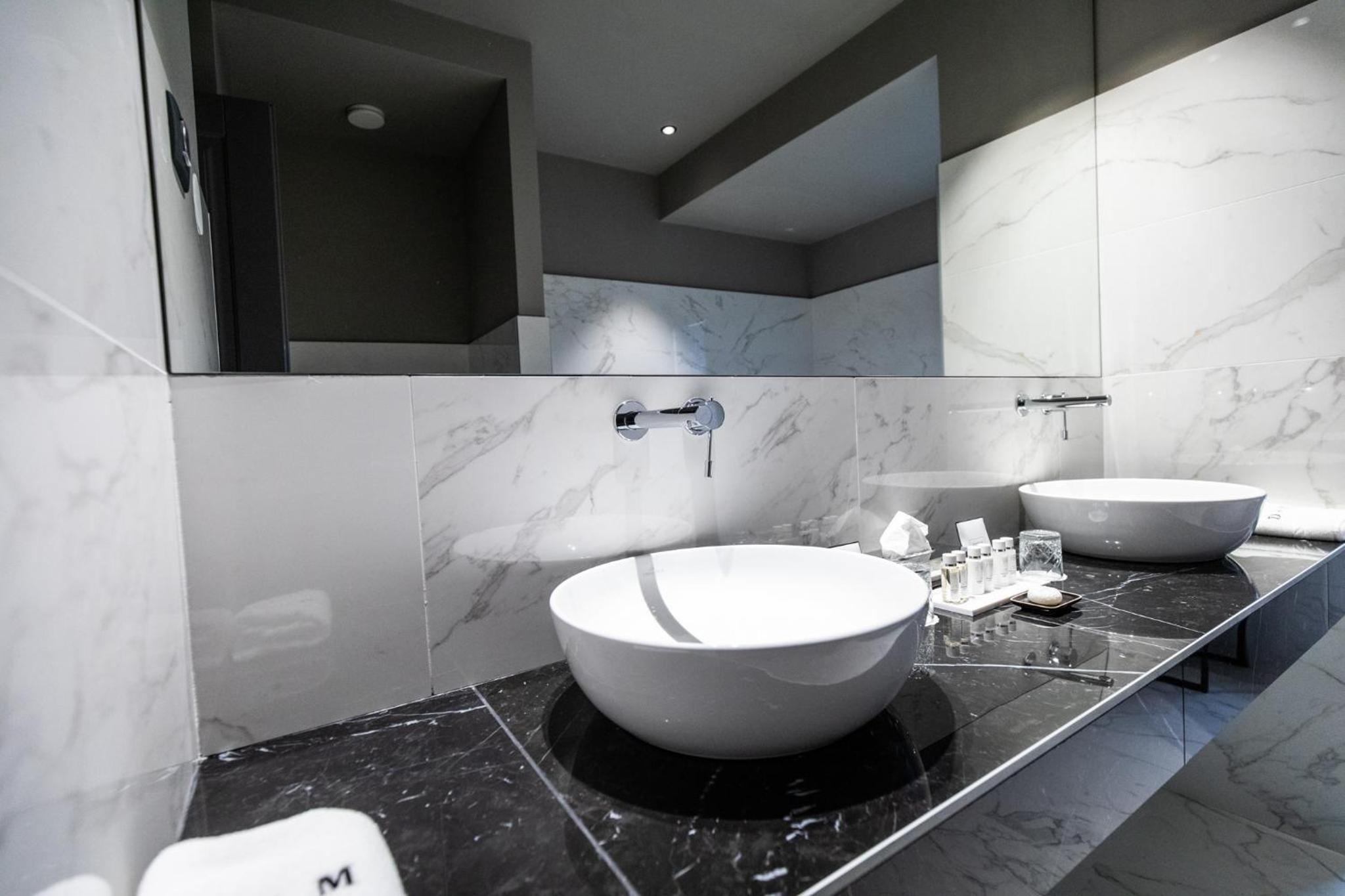 Deluxe Junior Suite - Photo 4