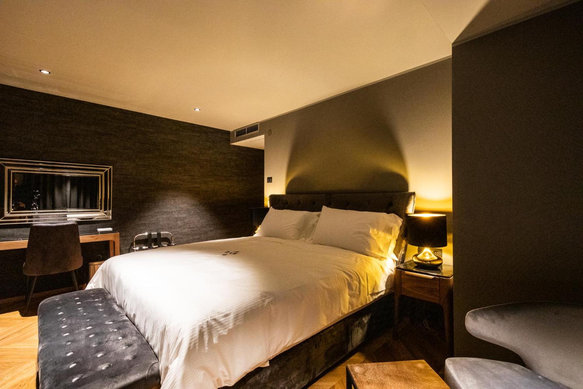 Deluxe Room - Photo 2