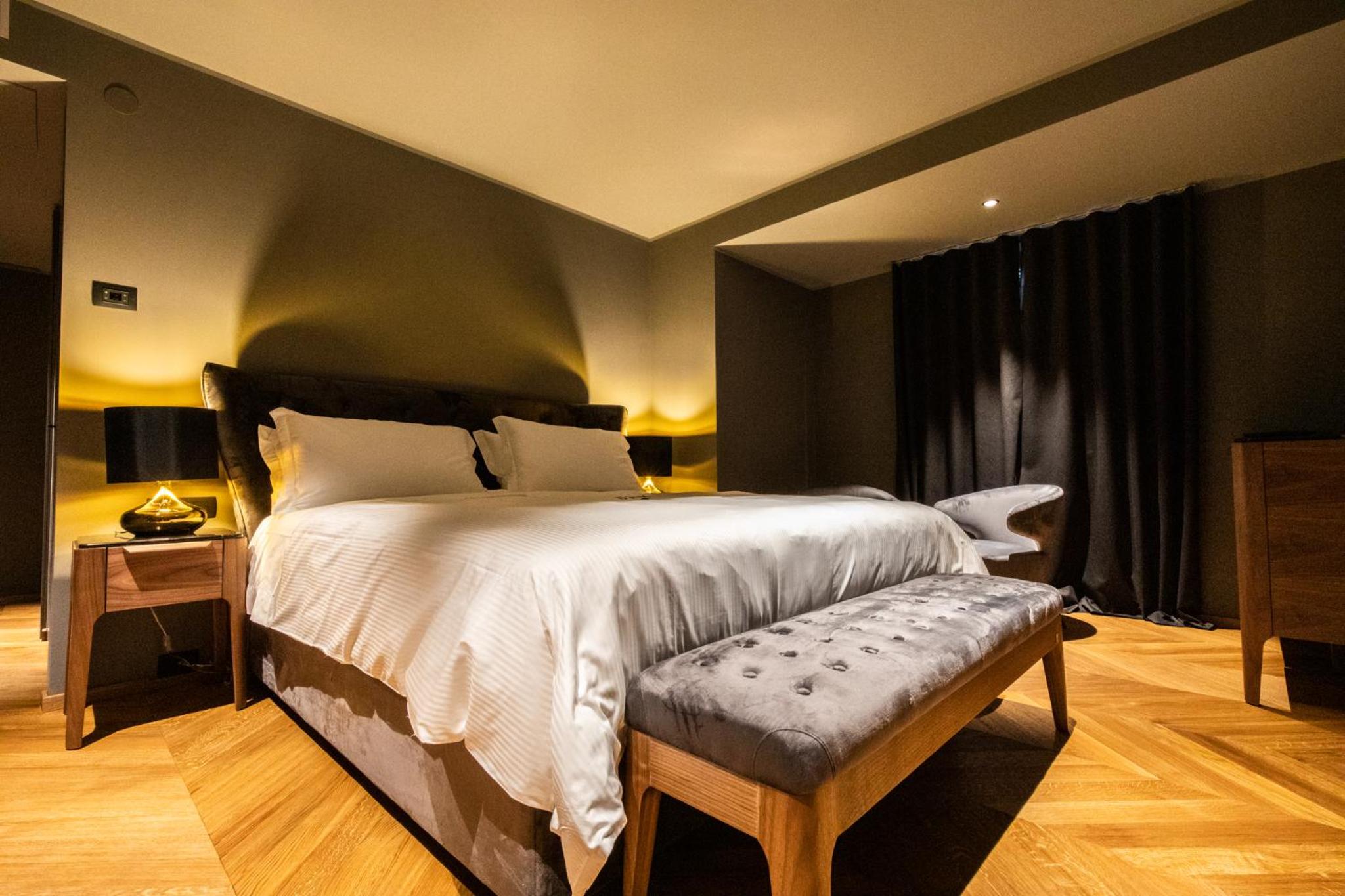Deluxe Room - Photo 1