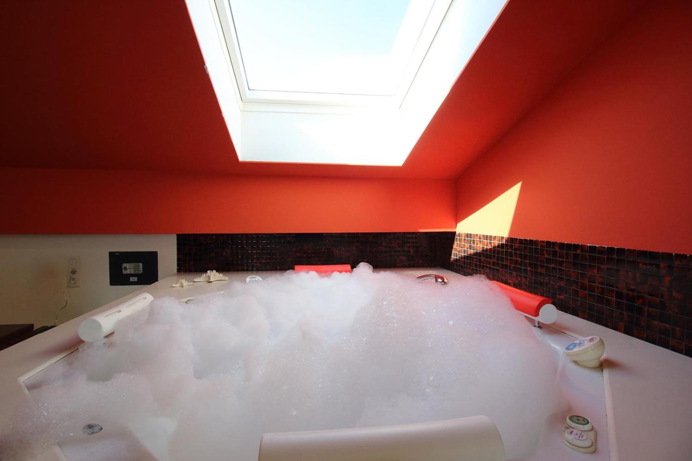 Three-Bedroom Villa - Photo 40