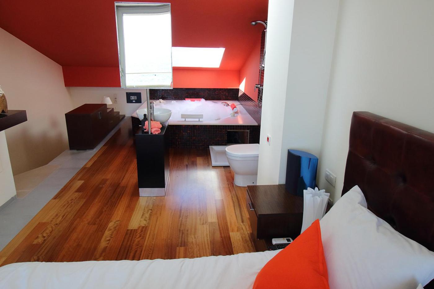 Three-Bedroom Villa - Photo 39