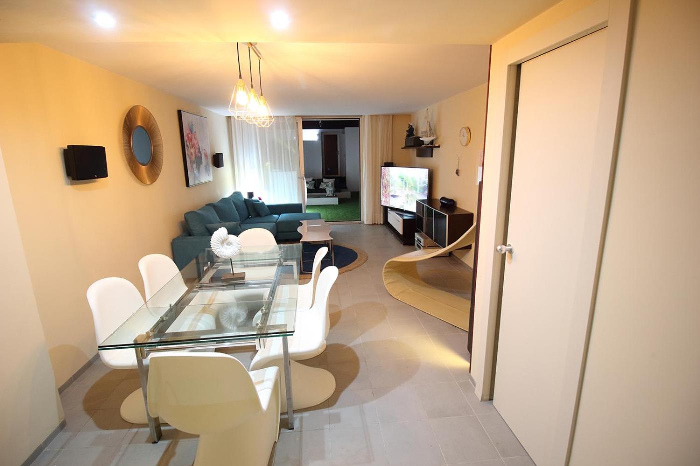 Three-Bedroom Villa - Photo 21
