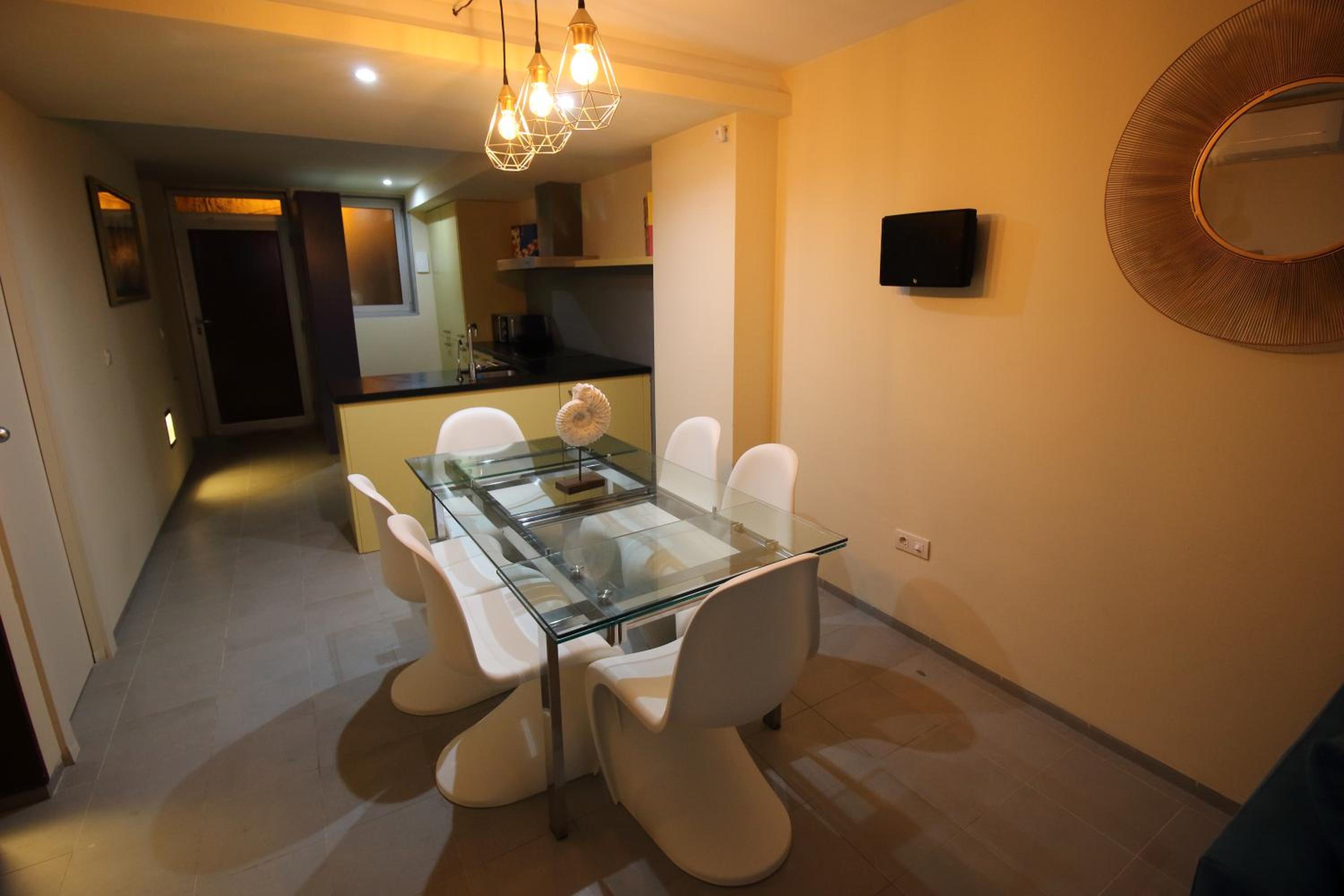 Three-Bedroom Villa - Photo 14