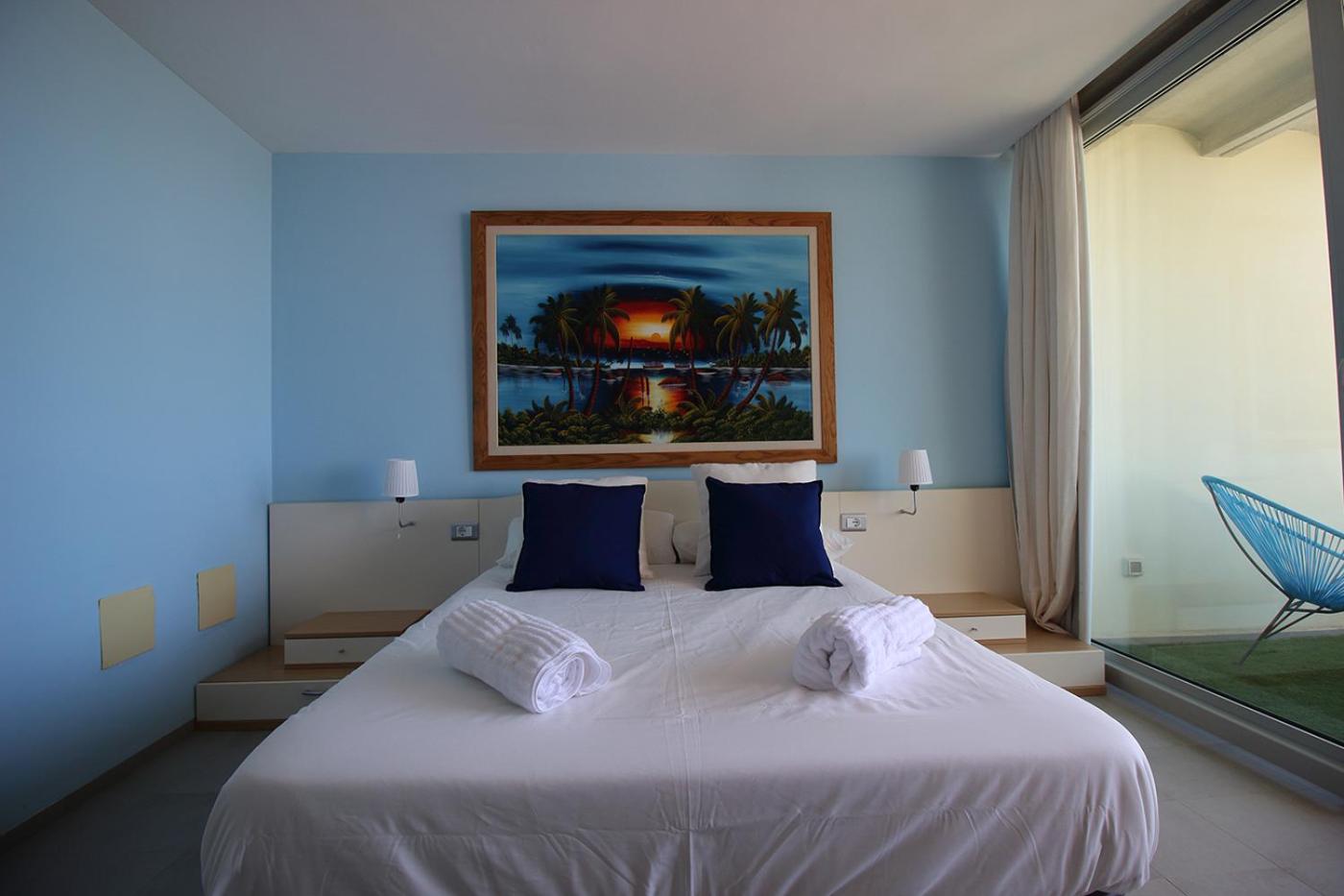 Three-Bedroom Villa - Photo 10