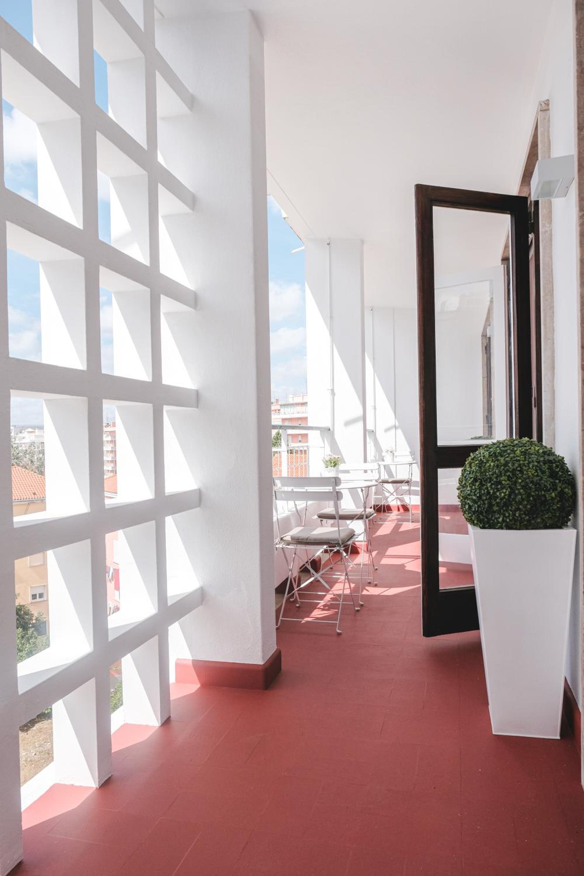 Deluxe Double Room with Balcony - Photo 2