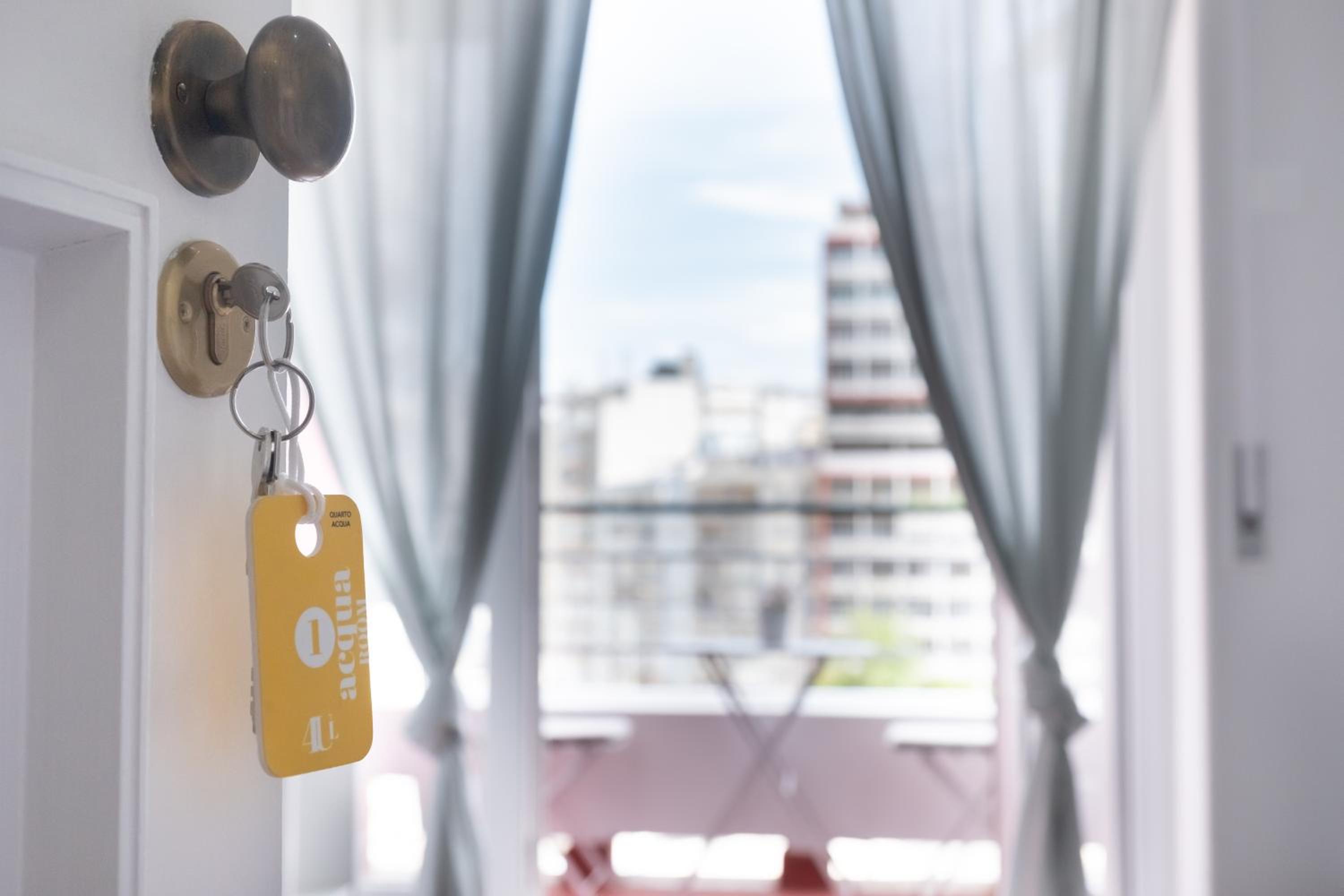 Single Room with Balcony photo 2